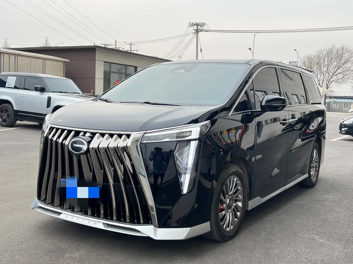 GAC Trumpchi M8  из Китая