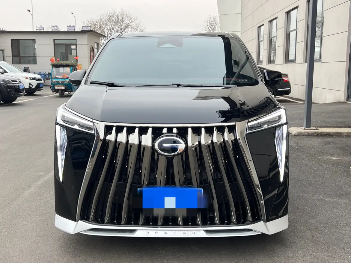 GAC Trumpchi M8  из Китая