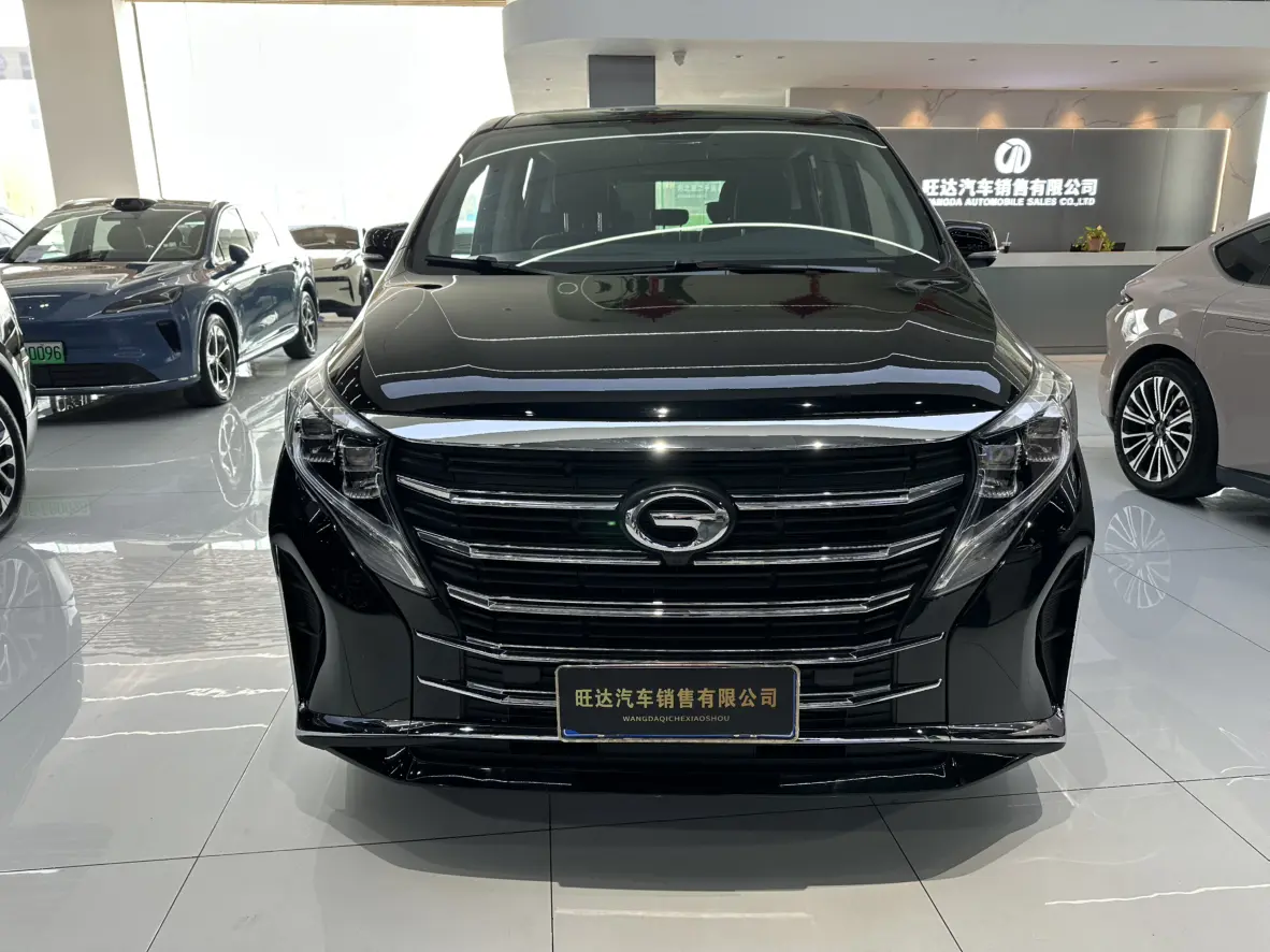 GAC Trumpchi M8  из Китая