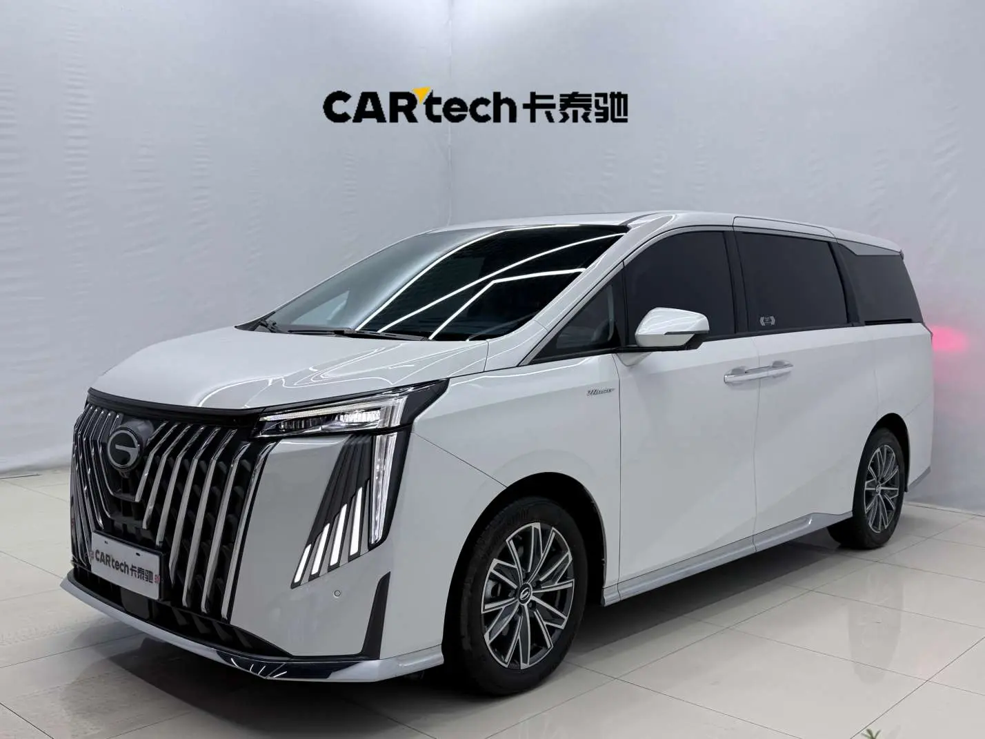 GAC Trumpchi M8  из Китая