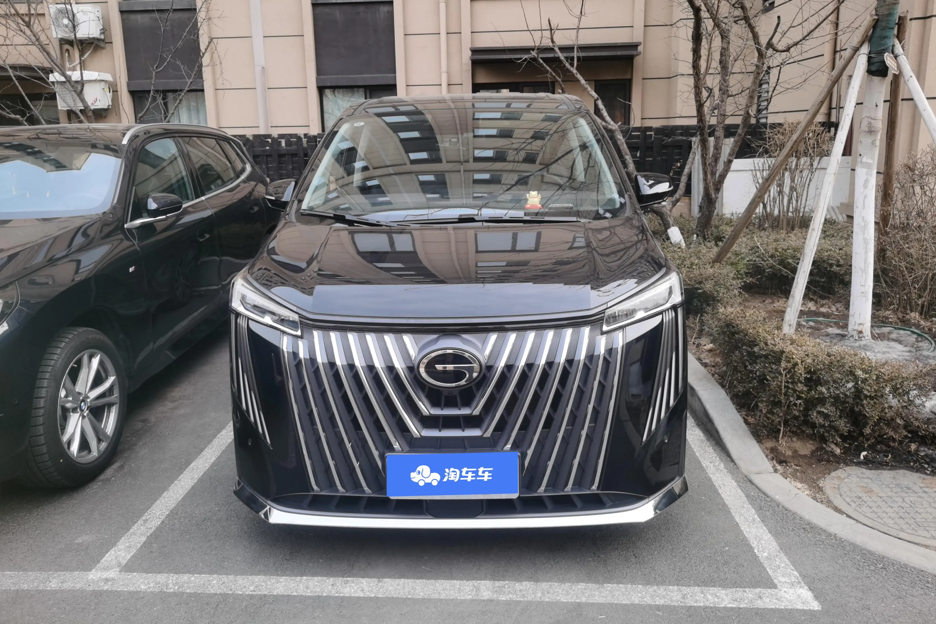 GAC Trumpchi M8  из Китая