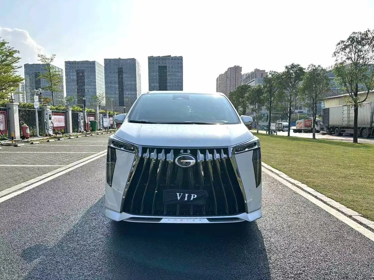 GAC Trumpchi M8  из Китая