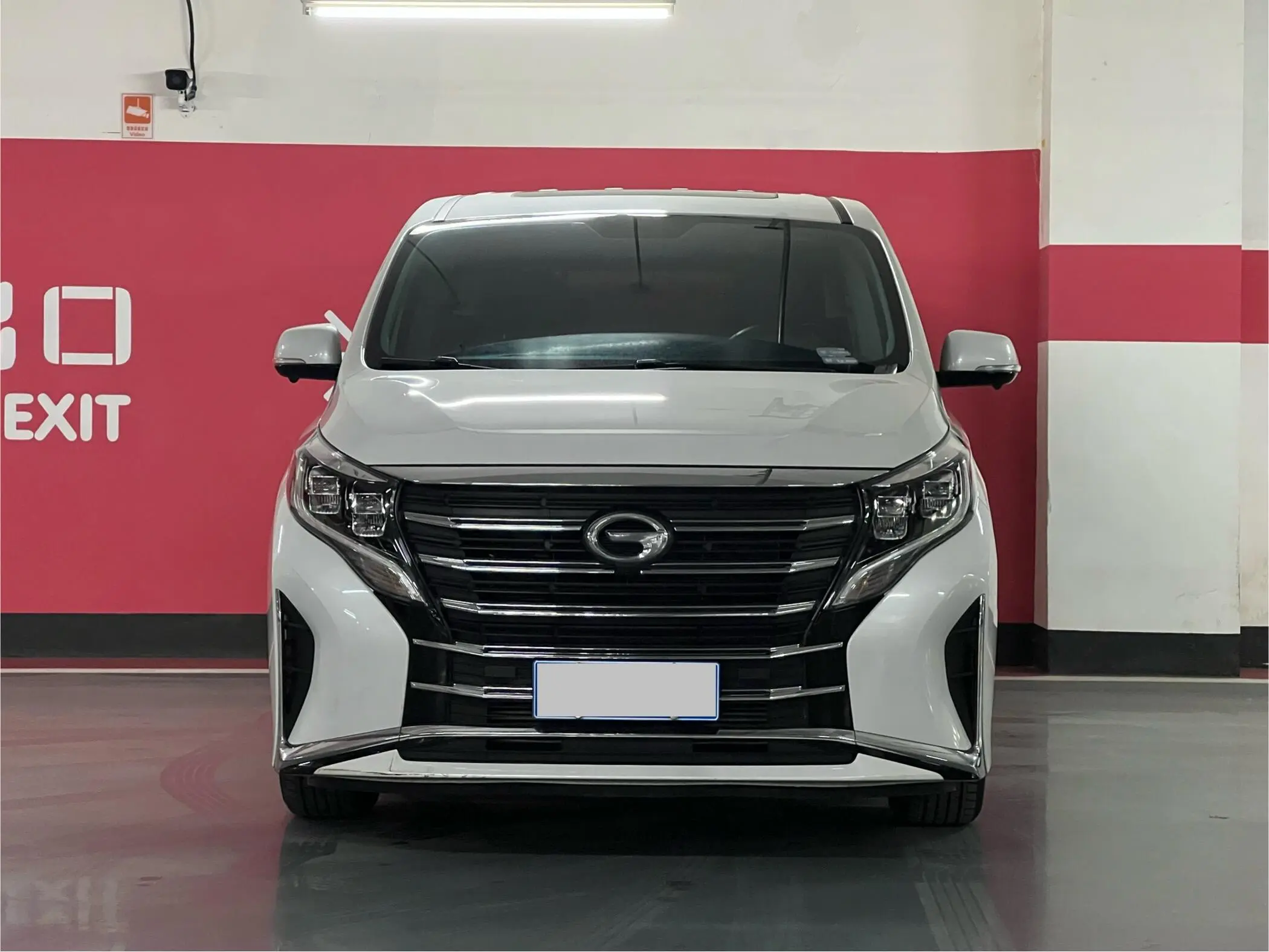 GAC Trumpchi M8  из Китая