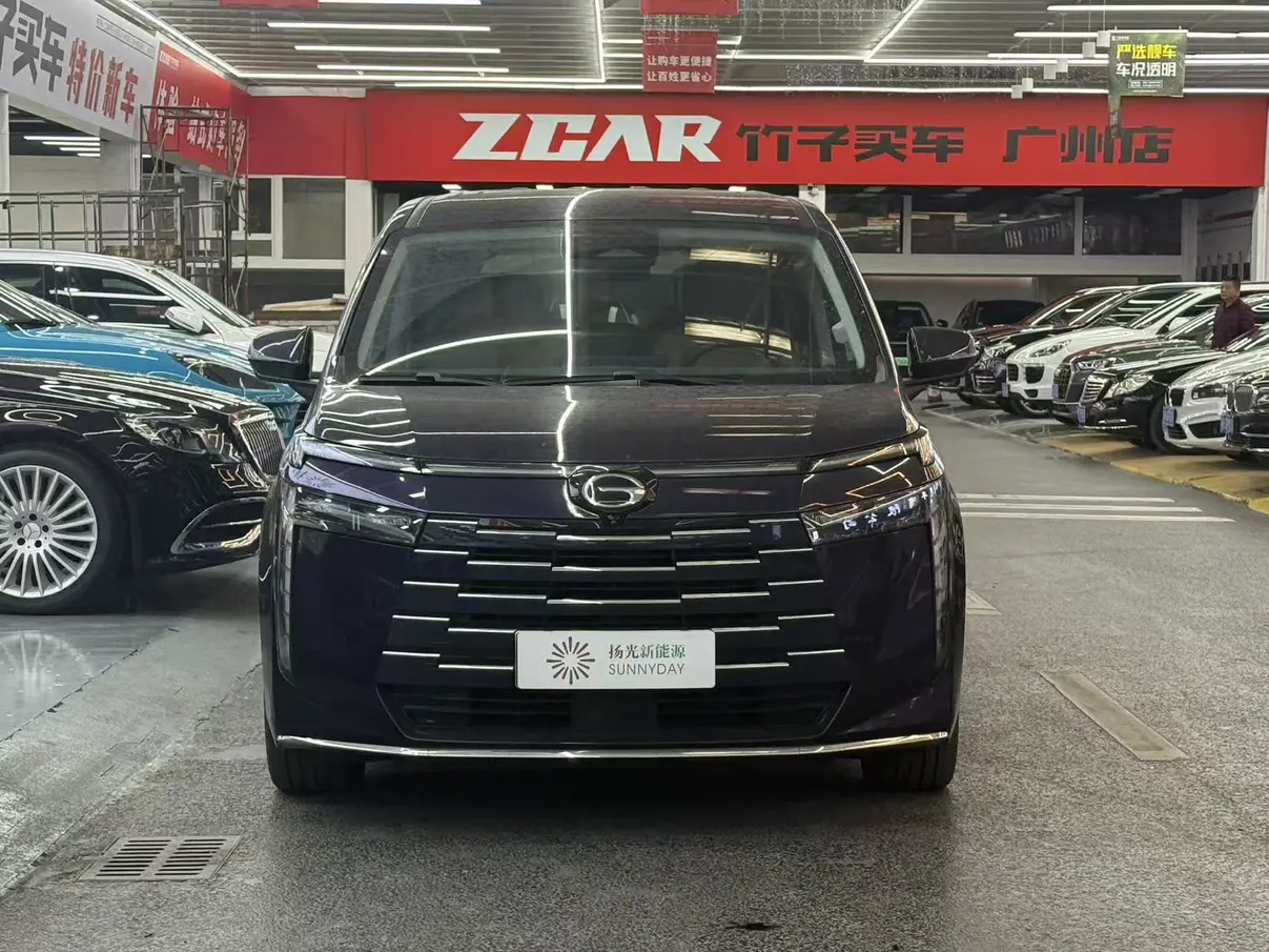 GAC Trumpchi E8 PHEV  из Китая