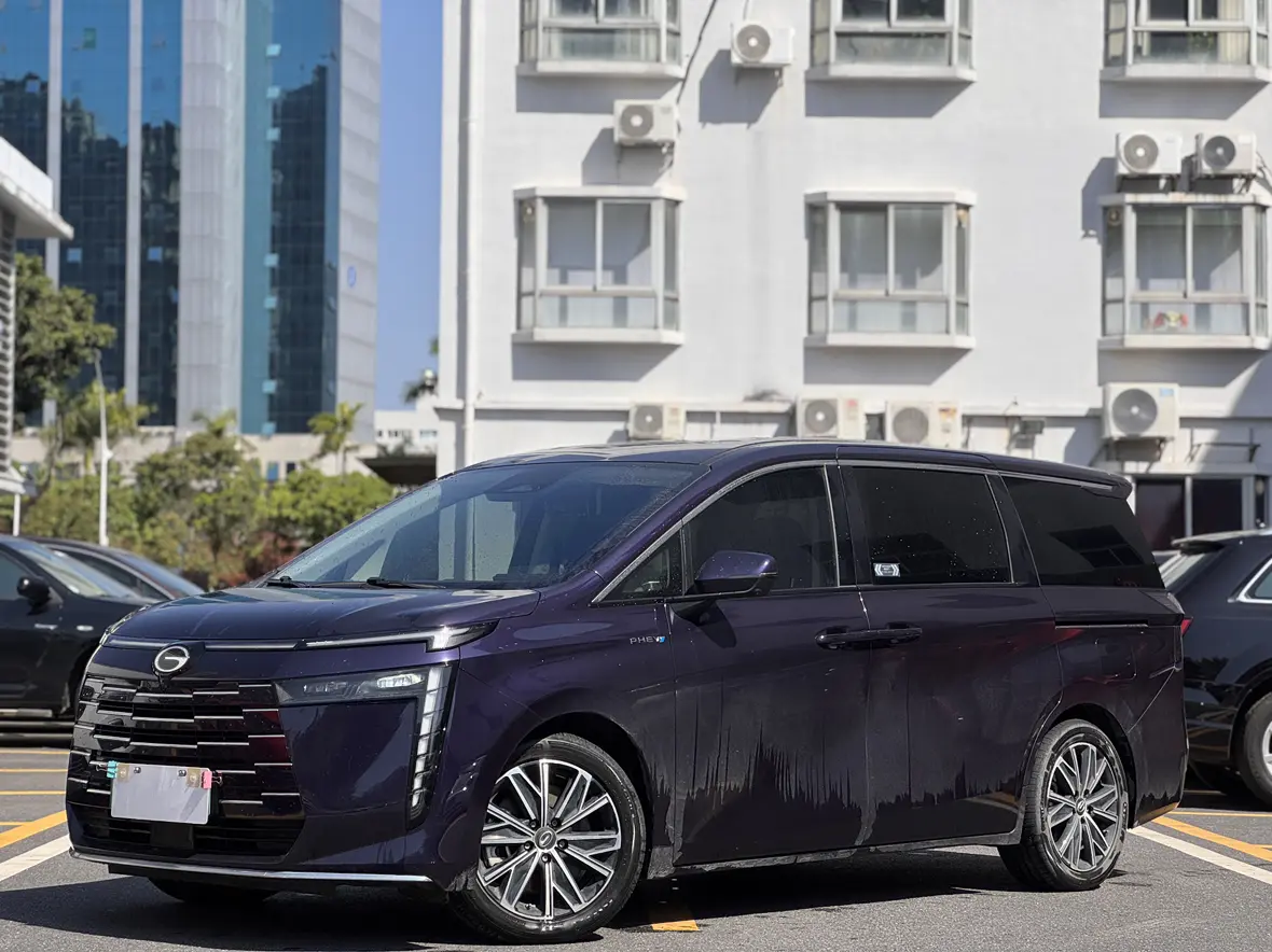 GAC Trumpchi E8 PHEV  из Китая