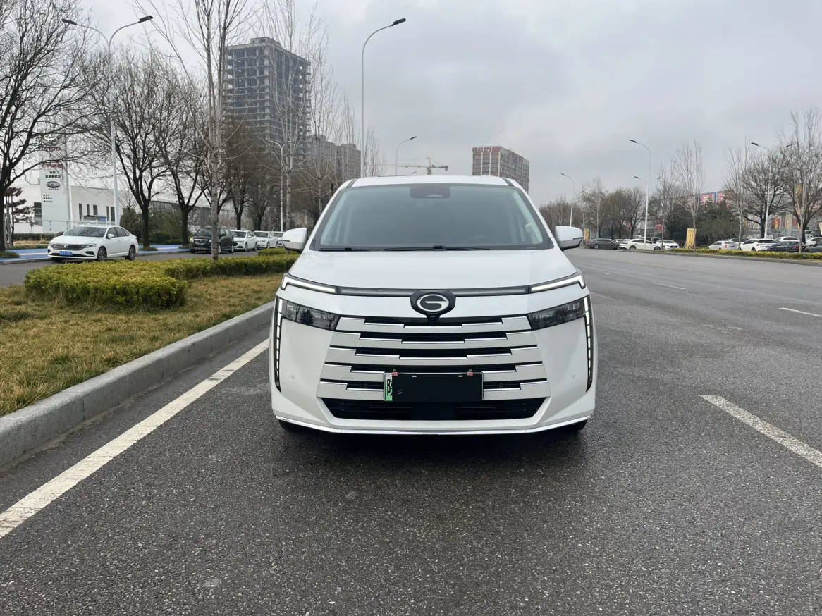 GAC Trumpchi E8 PHEV  из Китая