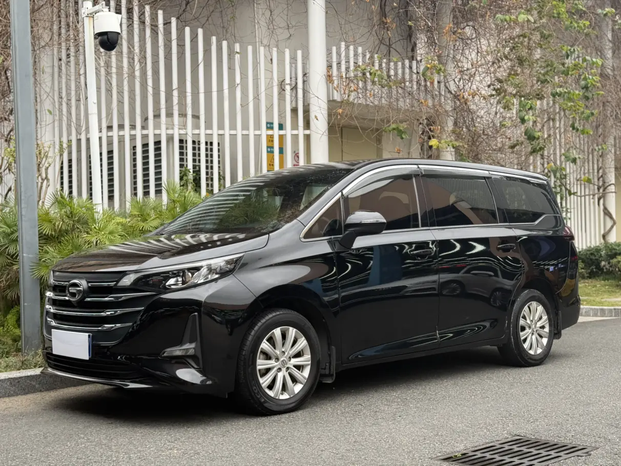 GAC Trumpchi M6  из Китая