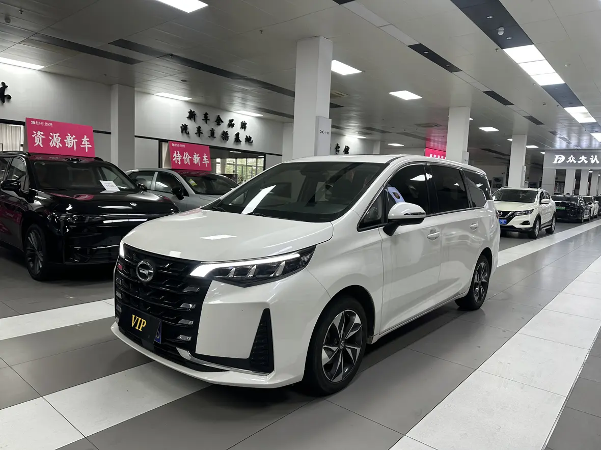 GAC Trumpchi M6  из Китая