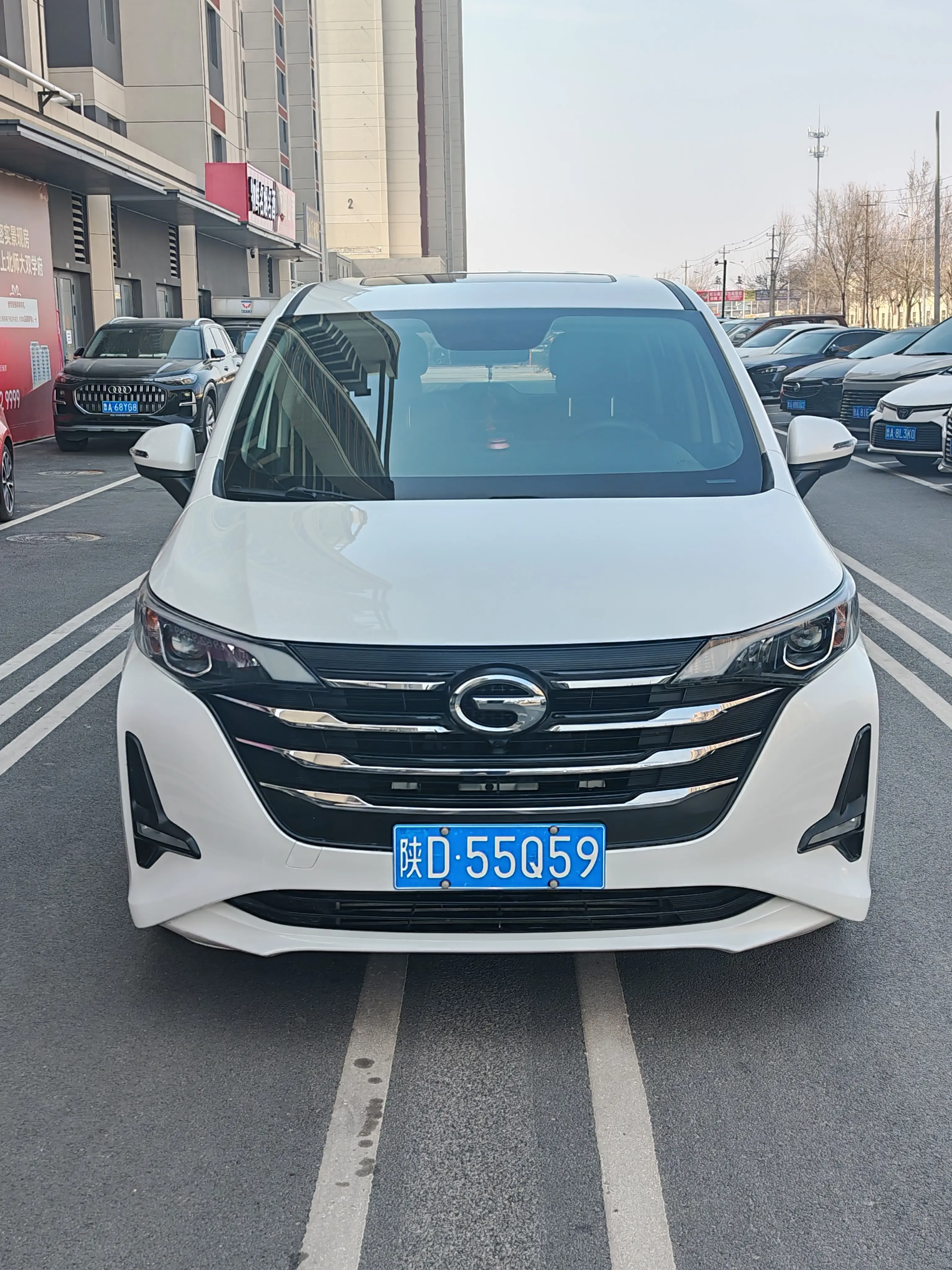 GAC Trumpchi M6  из Китая