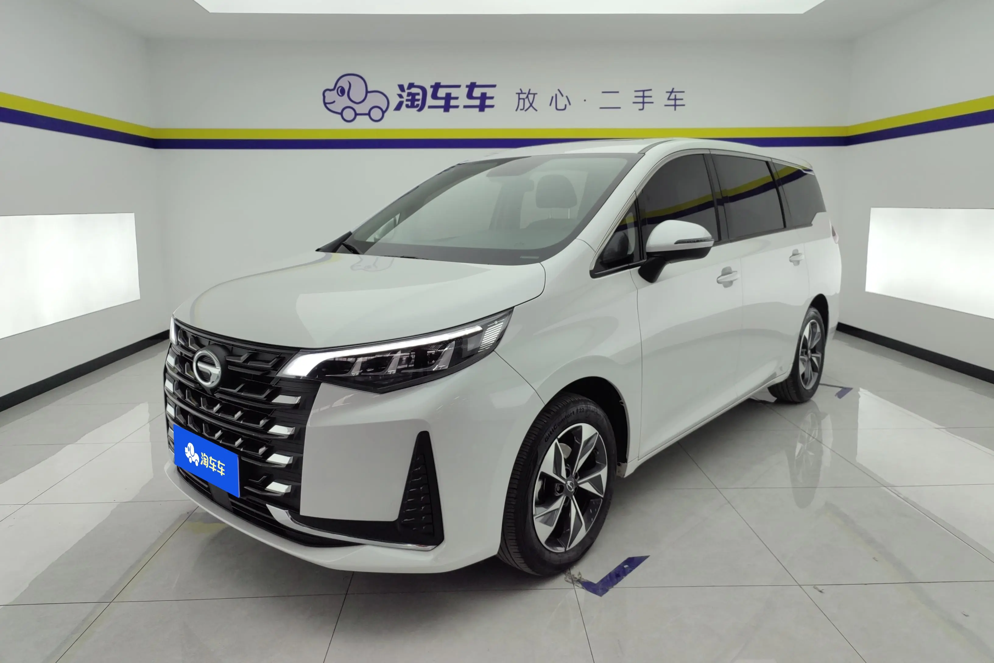 GAC Trumpchi M6  из Китая