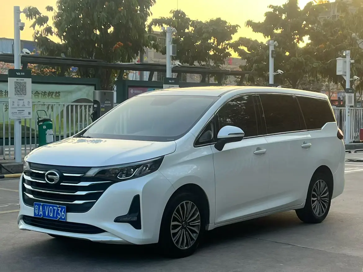 GAC Trumpchi M6  из Китая