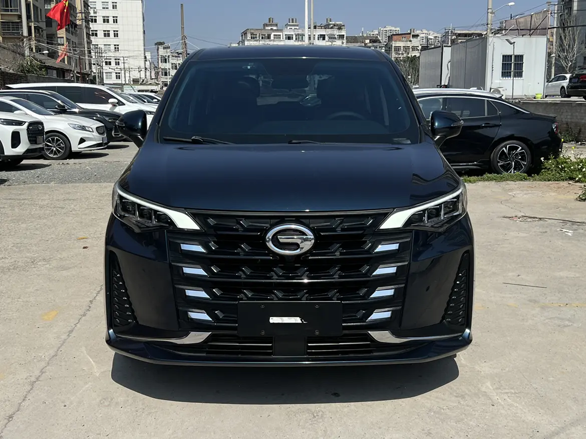 GAC Trumpchi M6  из Китая