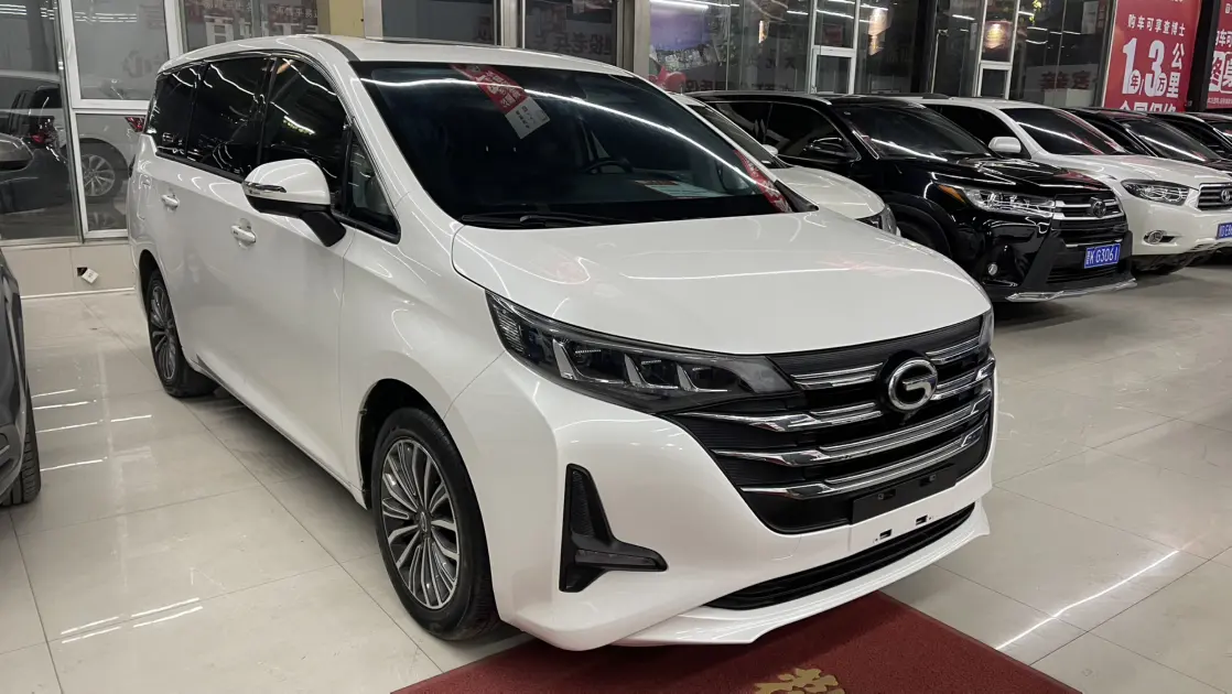 GAC Trumpchi M6  из Китая