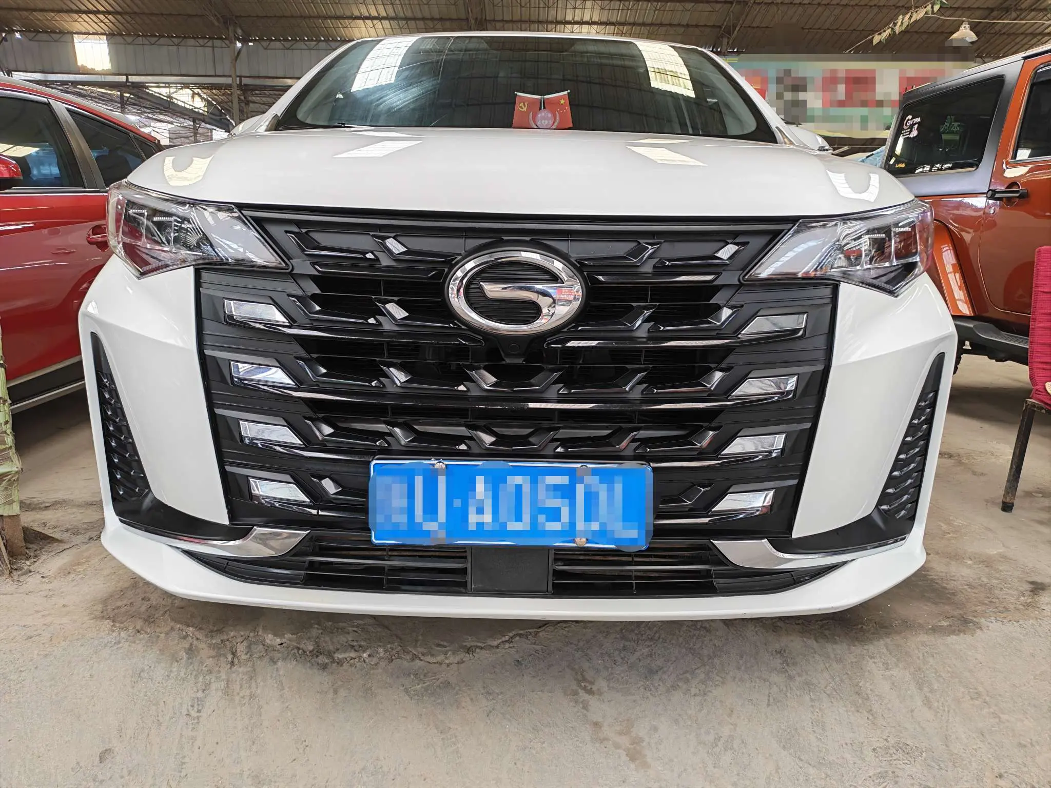 GAC Trumpchi M6  из Китая