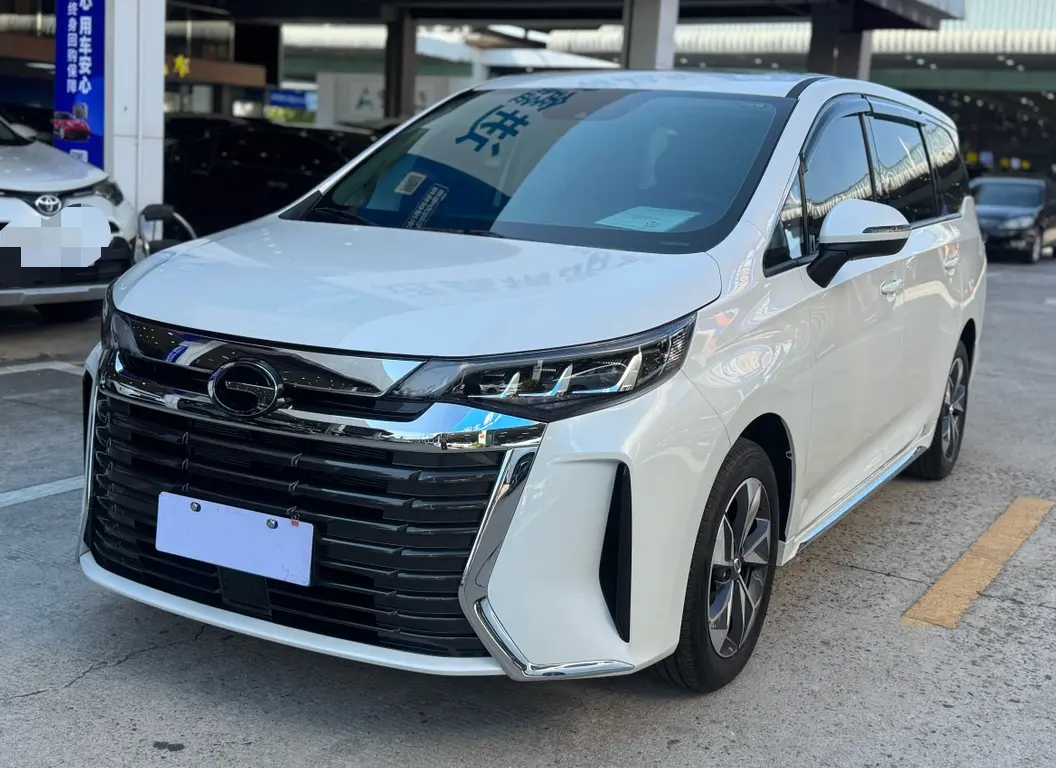 GAC Trumpchi M6  из Китая