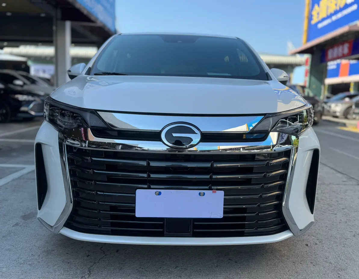 GAC Trumpchi M6  из Китая