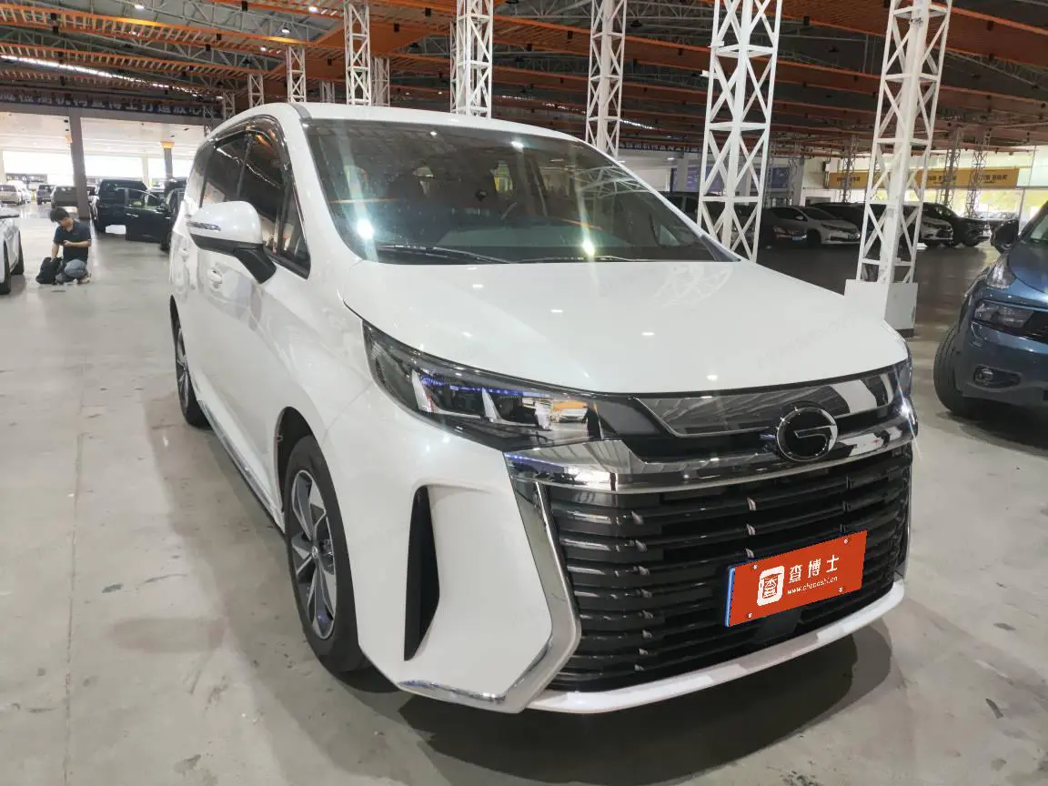 GAC Trumpchi M6  из Китая