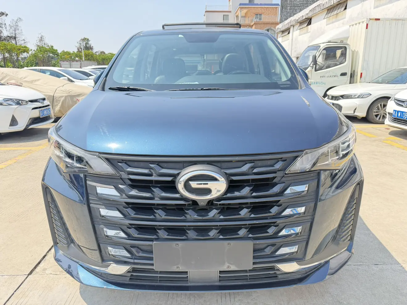 GAC Trumpchi M6  из Китая