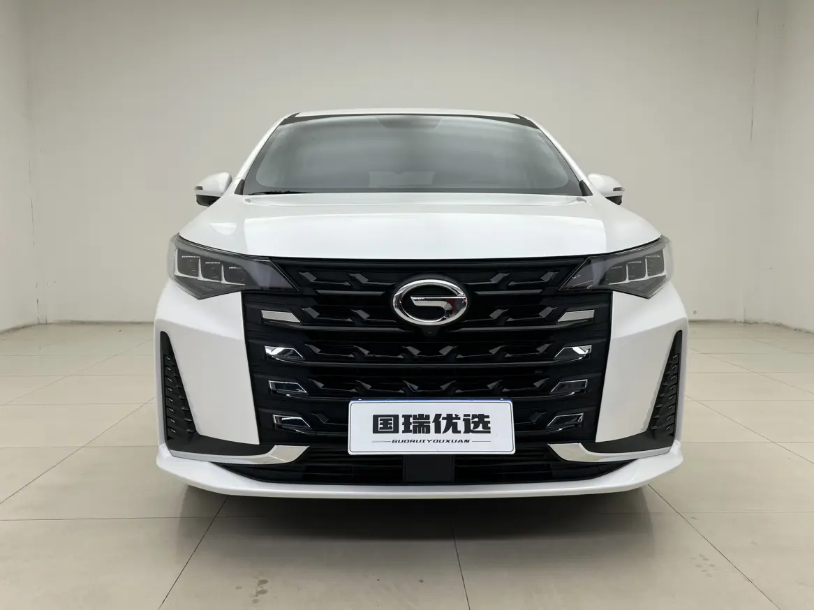 GAC Trumpchi M6  из Китая