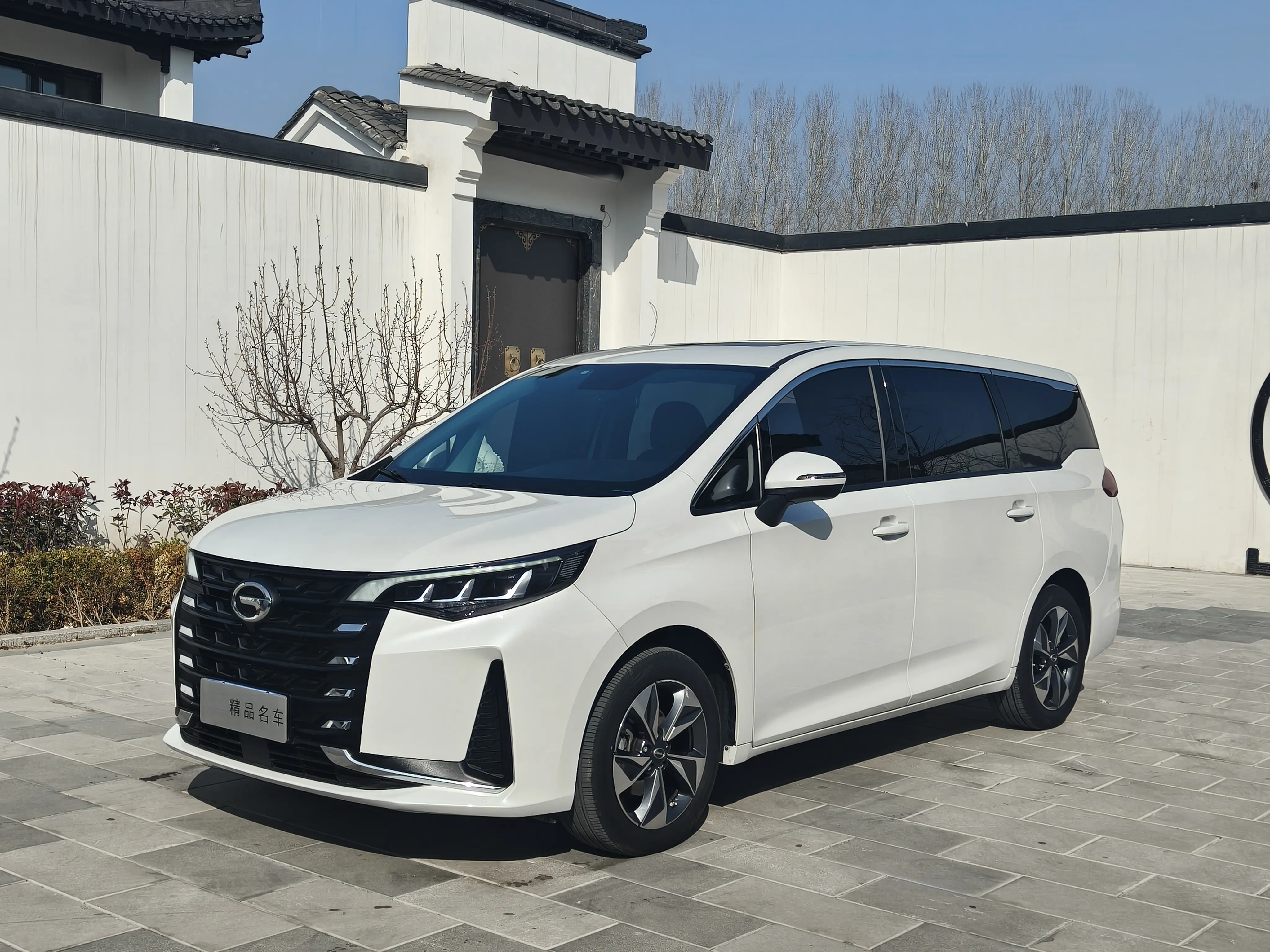 GAC Trumpchi M6  из Китая