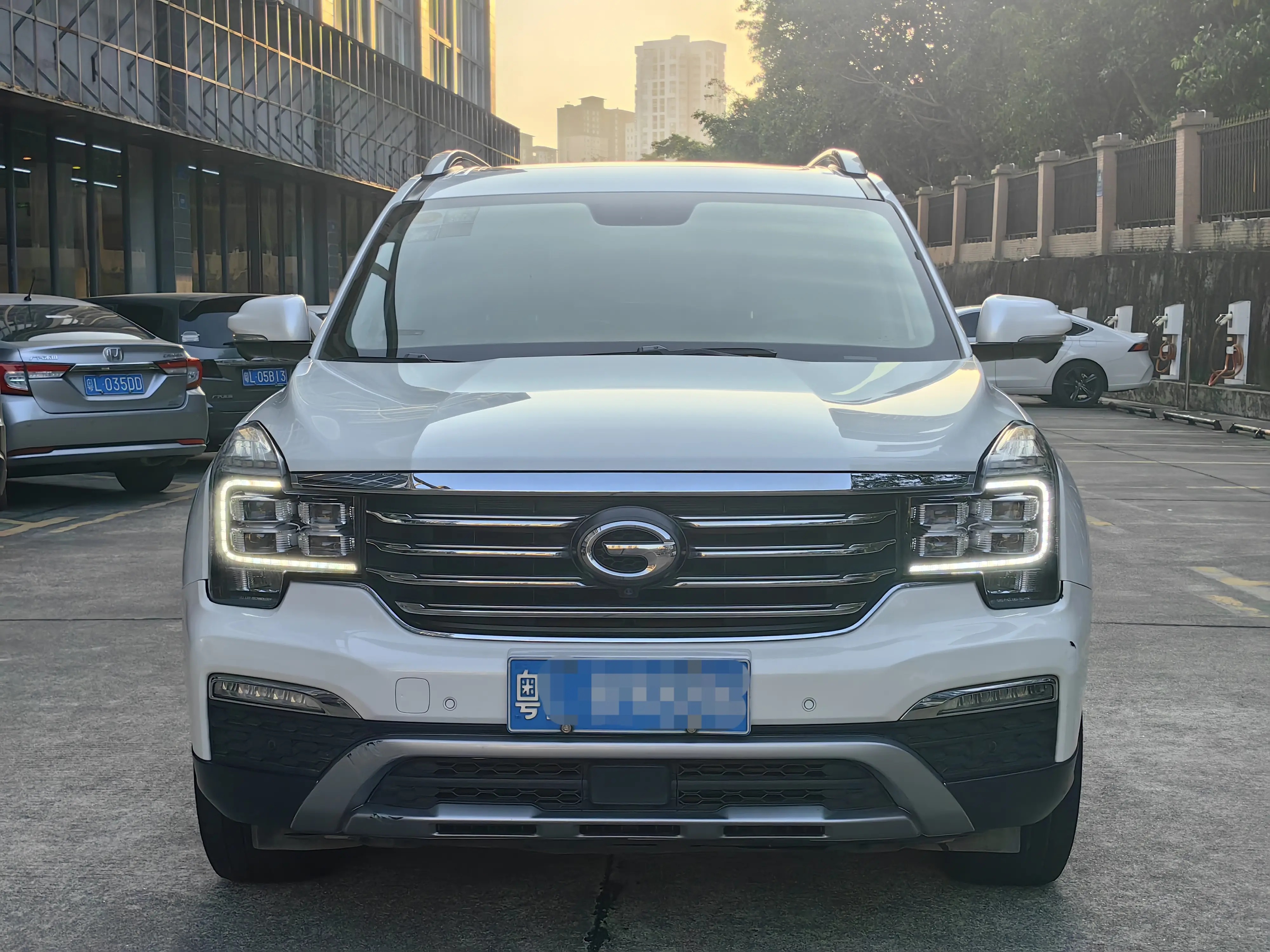 GAC Trumpchi GS8  из Китая
