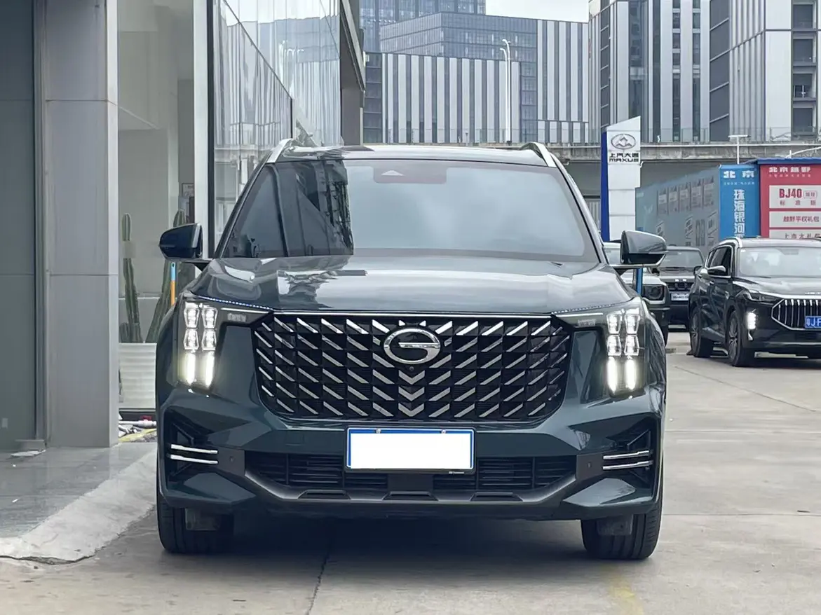 GAC Trumpchi GS8  из Китая