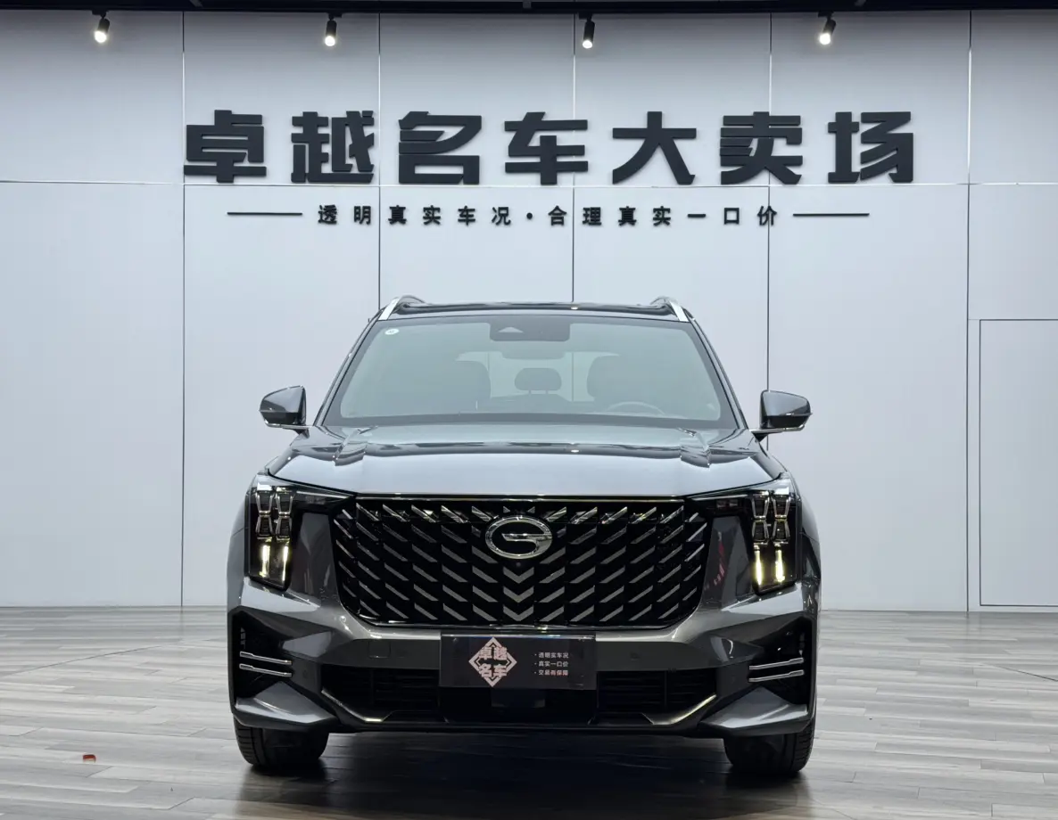 GAC Trumpchi GS8  из Китая