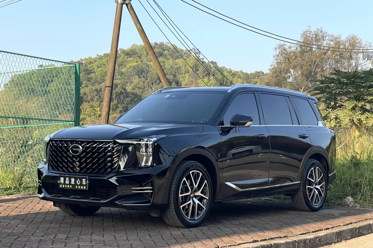 GAC Trumpchi GS8  из Китая