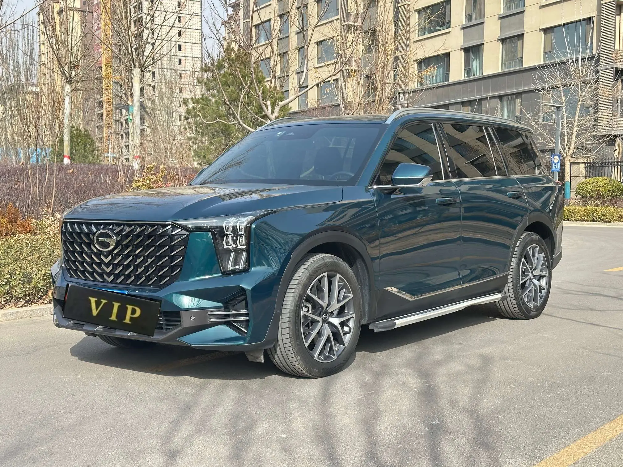GAC Trumpchi GS8  из Китая