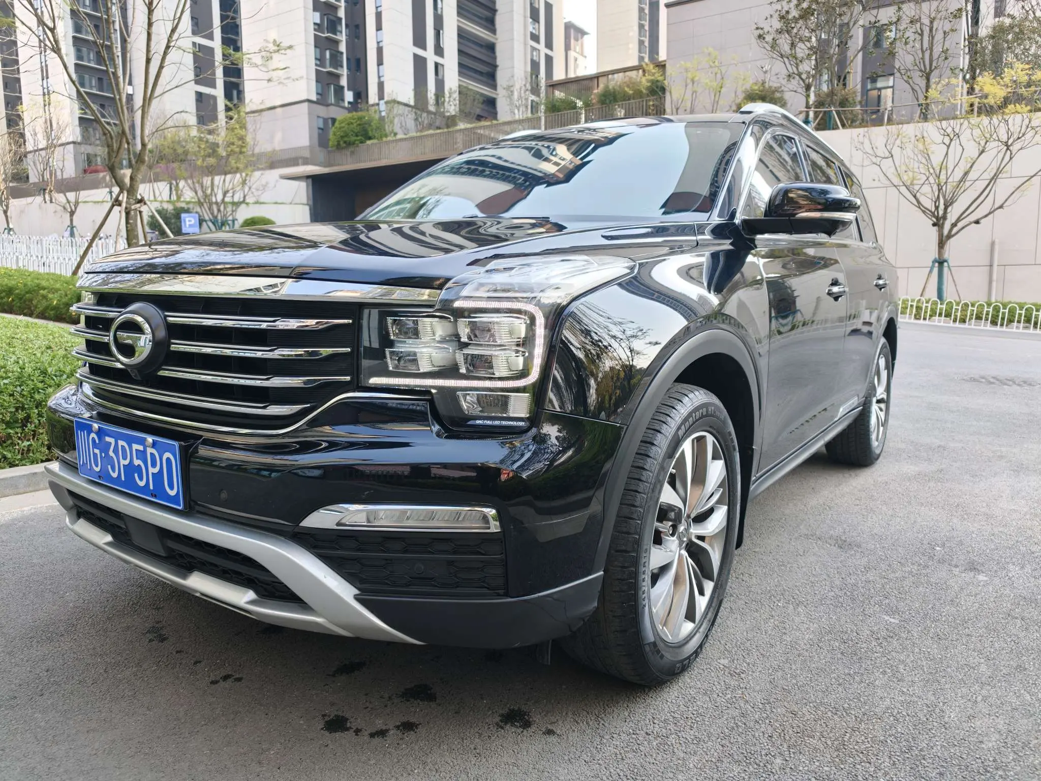 GAC Trumpchi GS8  из Китая