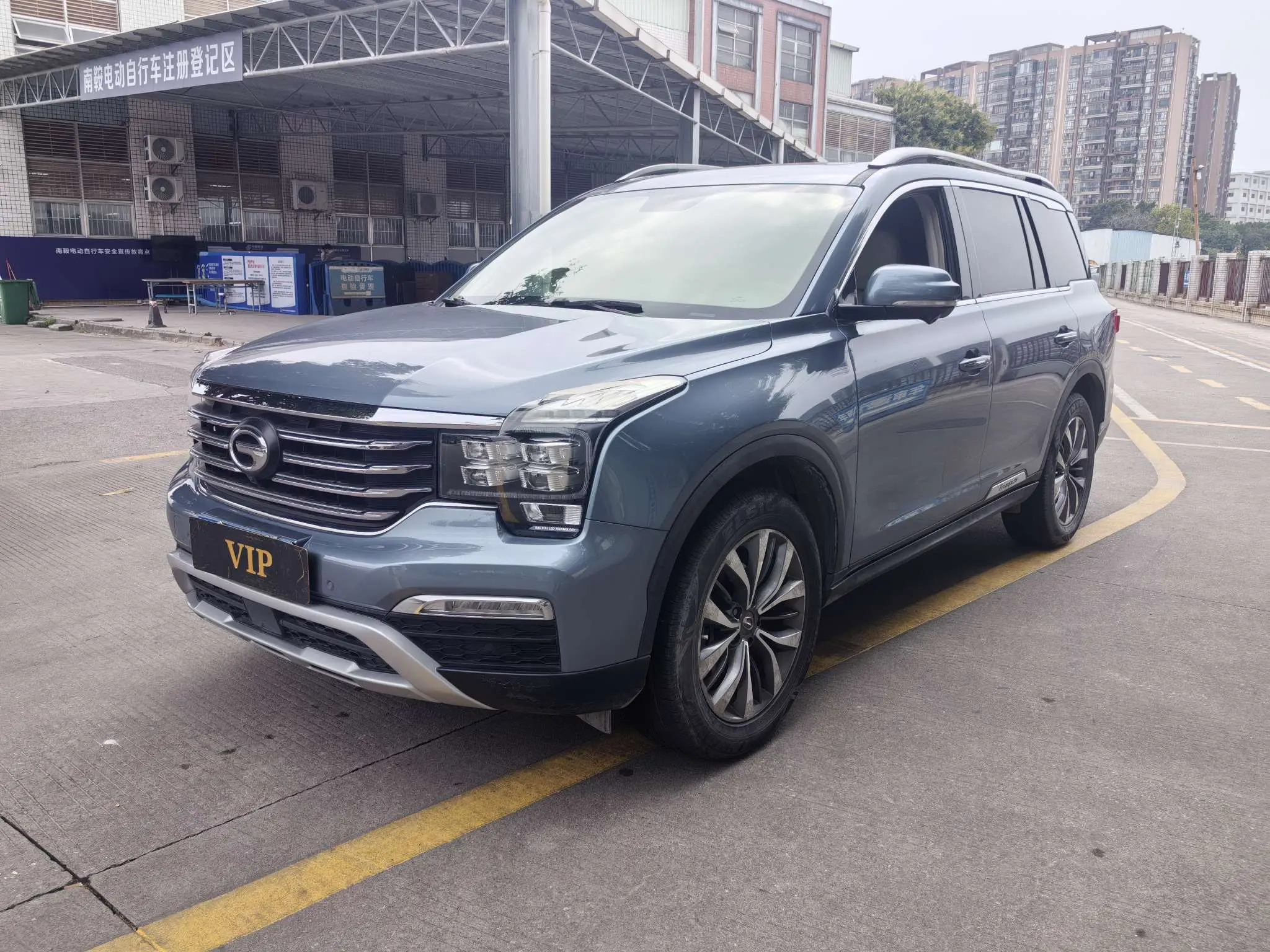GAC Trumpchi GS8  из Китая
