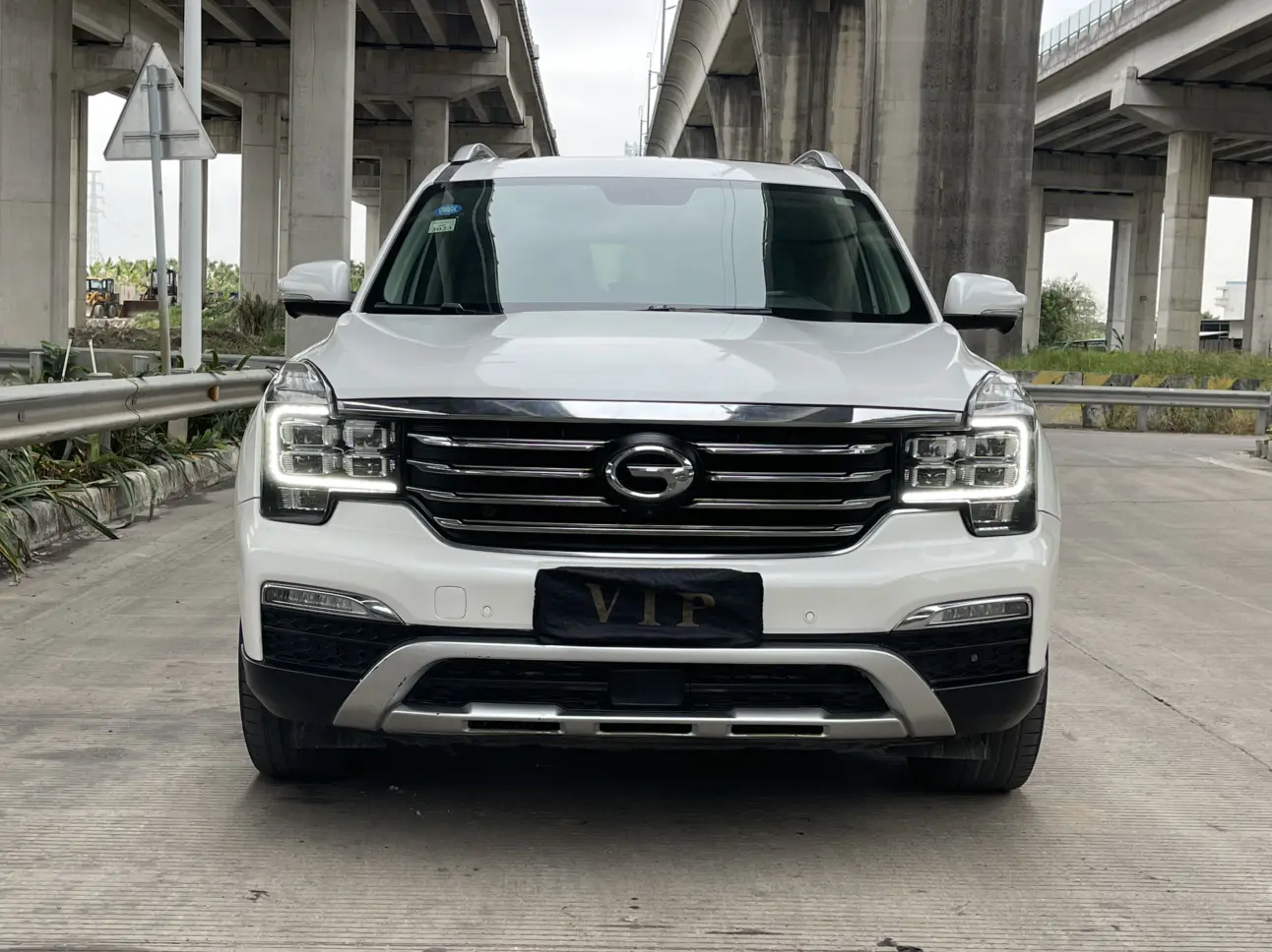 GAC Trumpchi GS8  из Китая