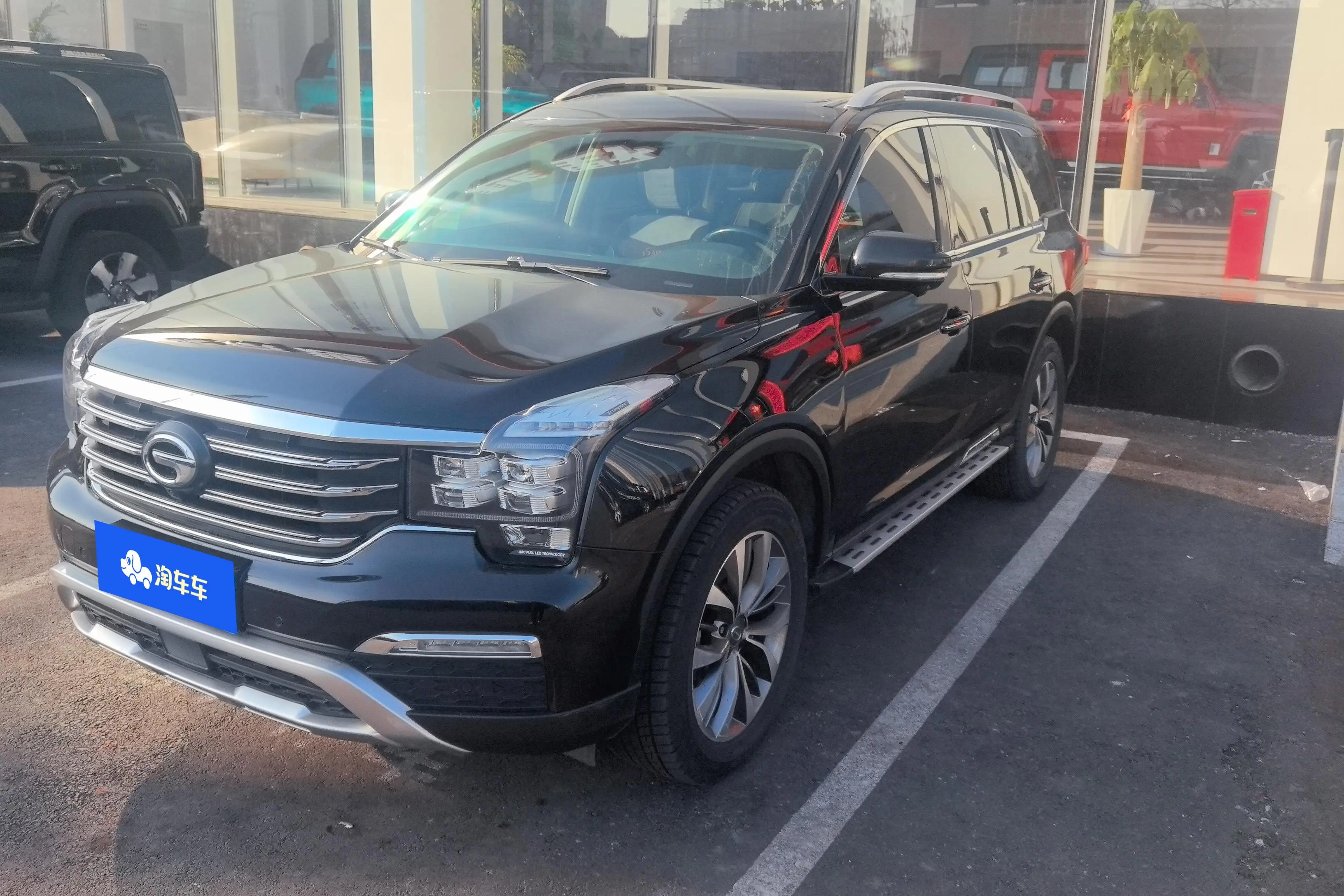 GAC Trumpchi GS8  из Китая