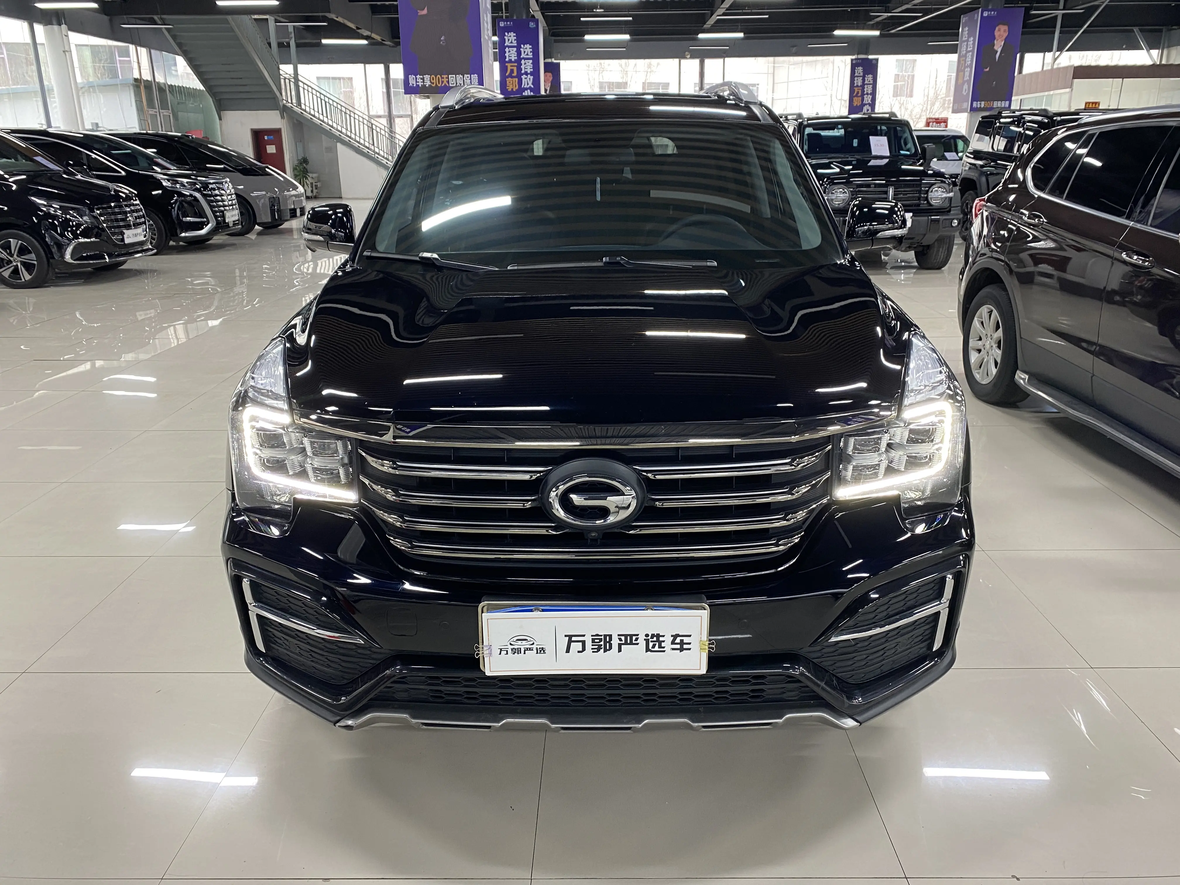 GAC Trumpchi GS8  из Китая