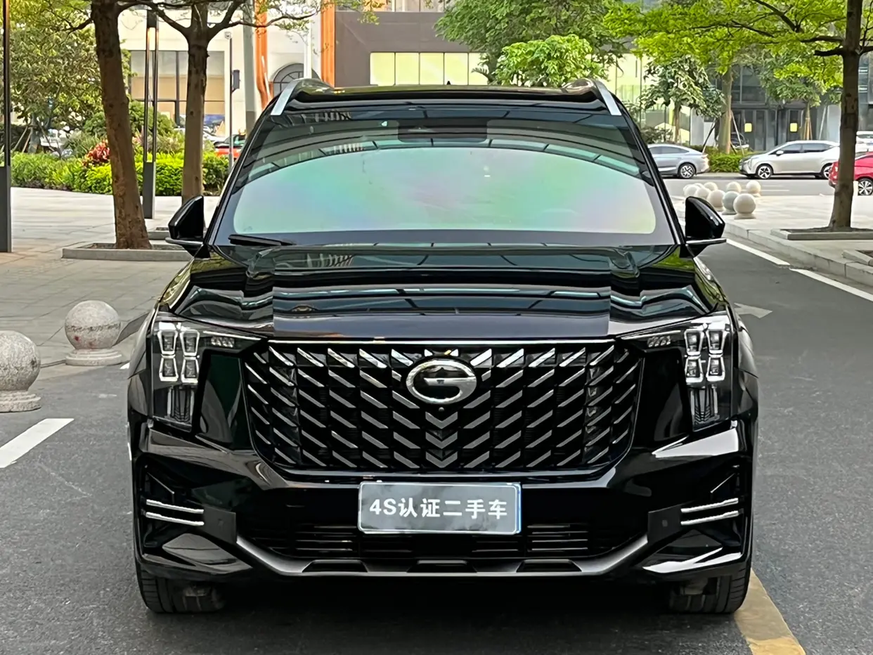 GAC Trumpchi GS8  из Китая