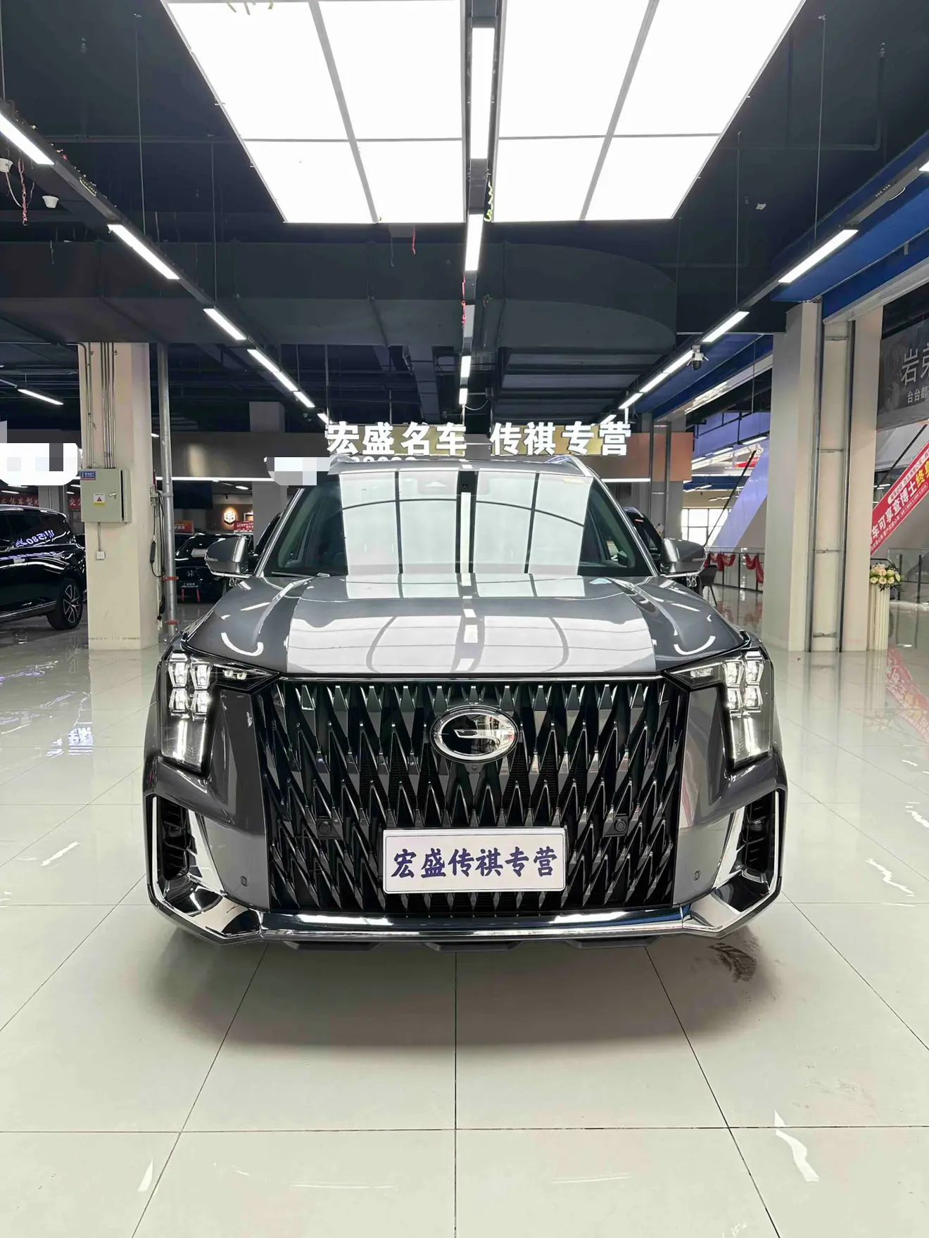 GAC Trumpchi GS8  из Китая