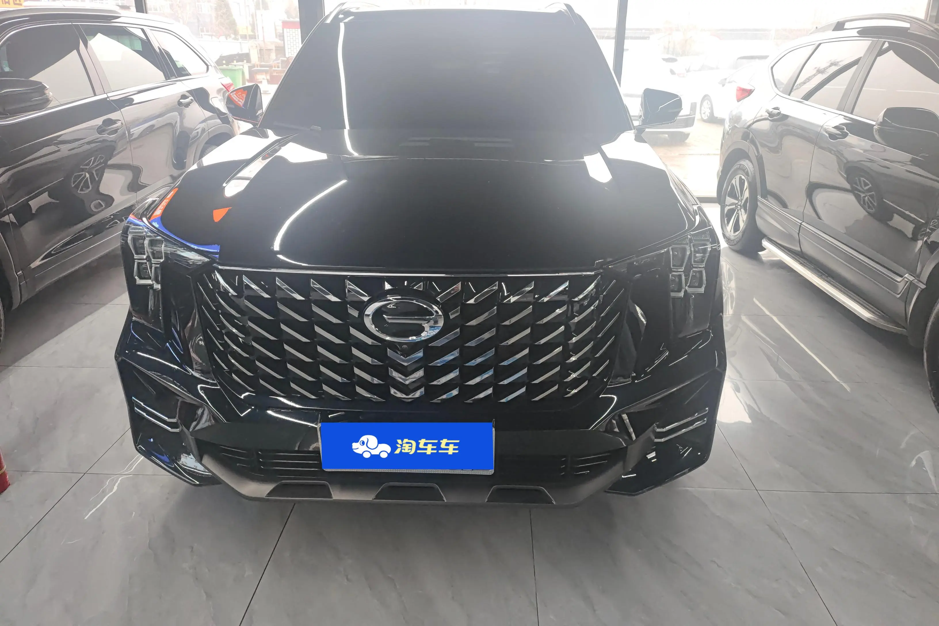 GAC Trumpchi GS8  из Китая