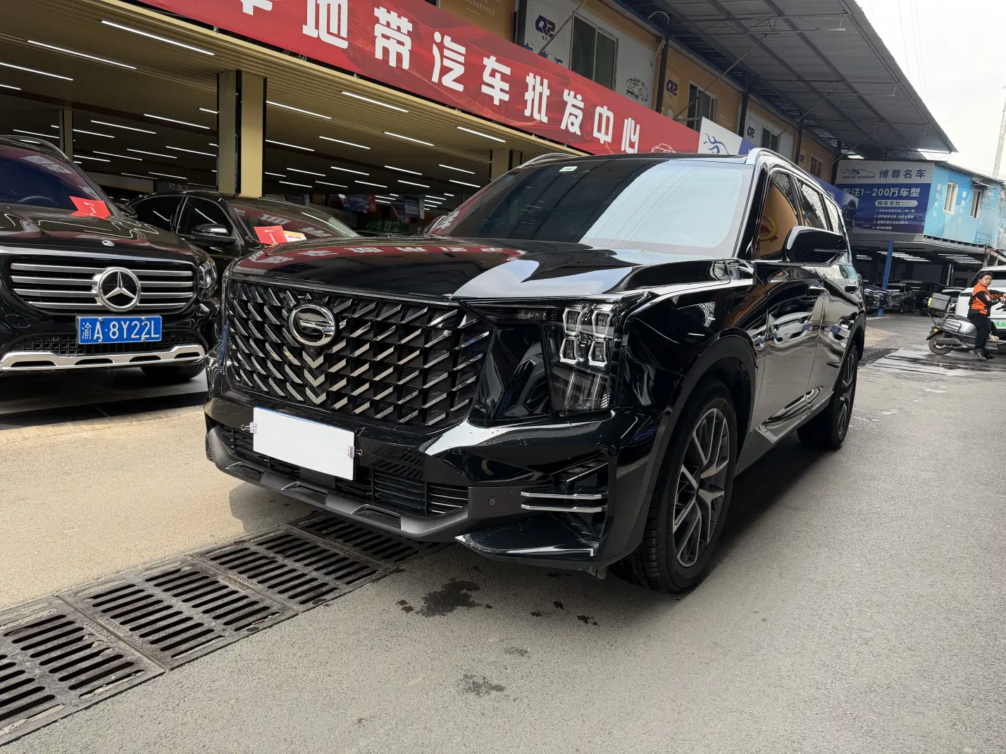 GAC Trumpchi GS8  из Китая