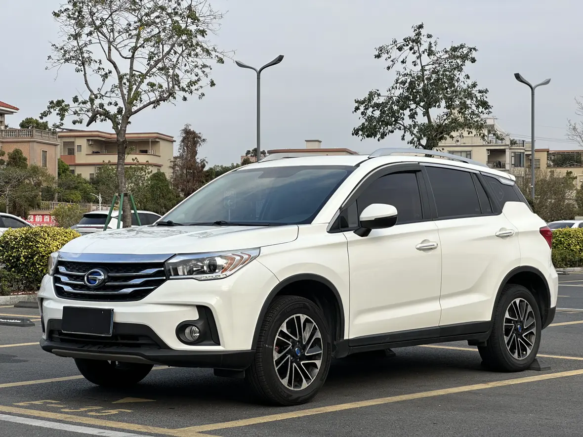 GAC Trumpchi GS4  из Китая