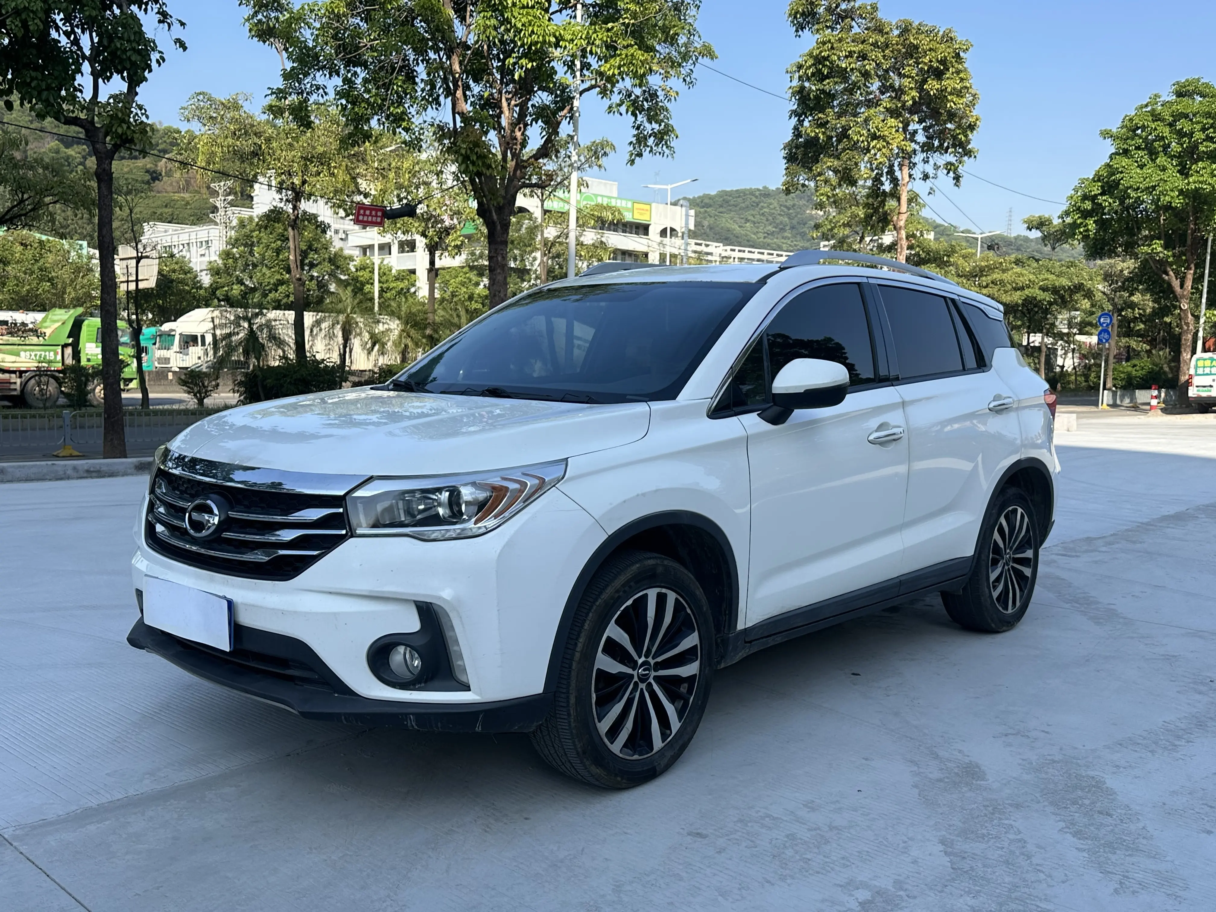 GAC Trumpchi GS4  из Китая