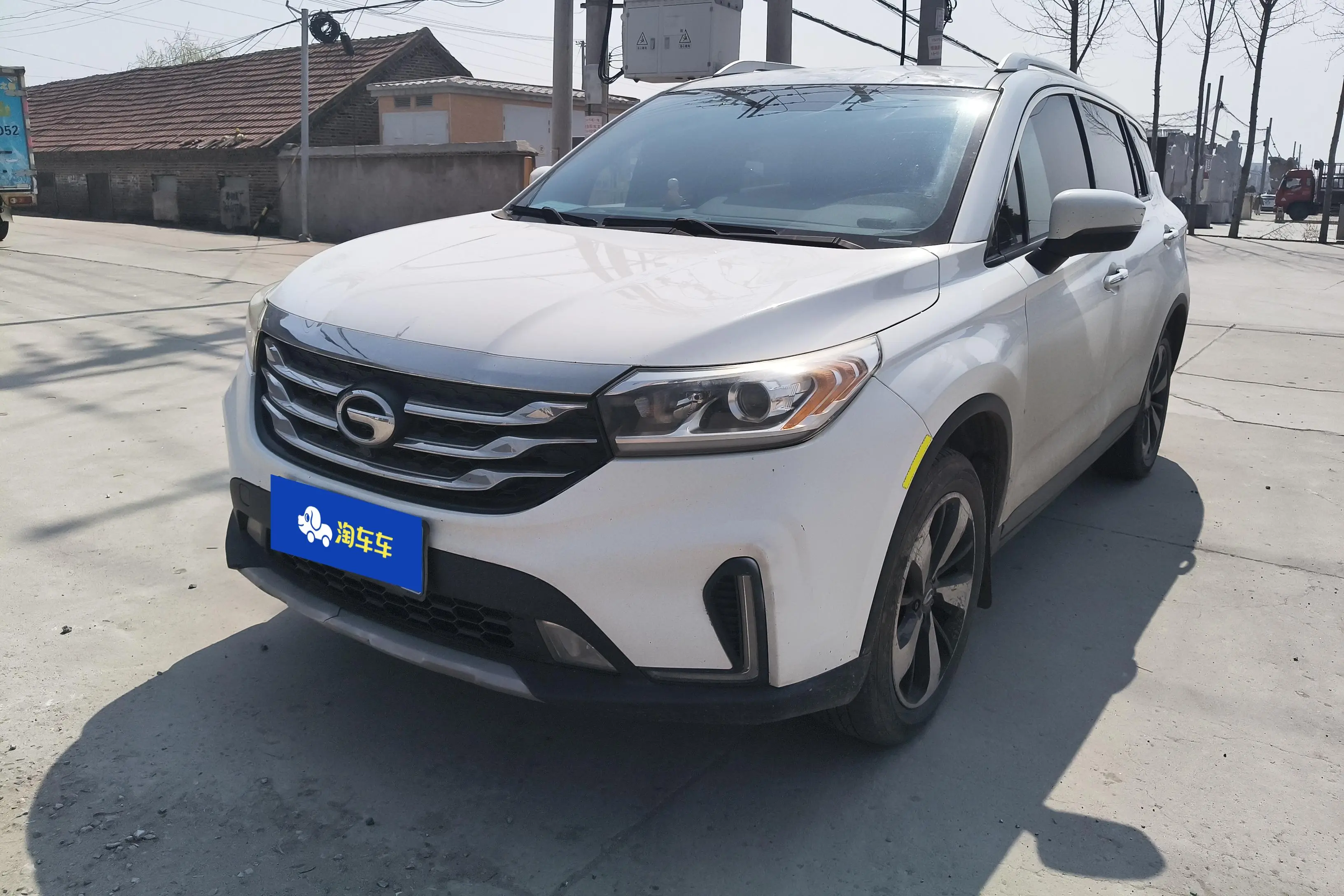 GAC Trumpchi GS4  из Китая