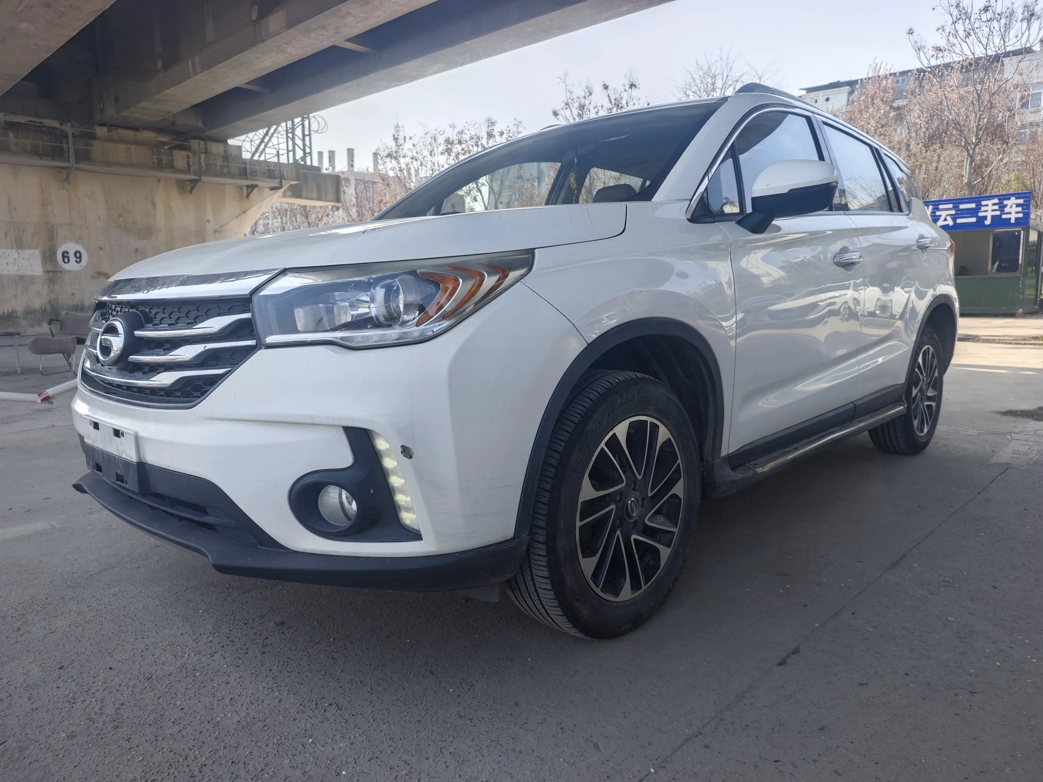 GAC Trumpchi GS4  из Китая