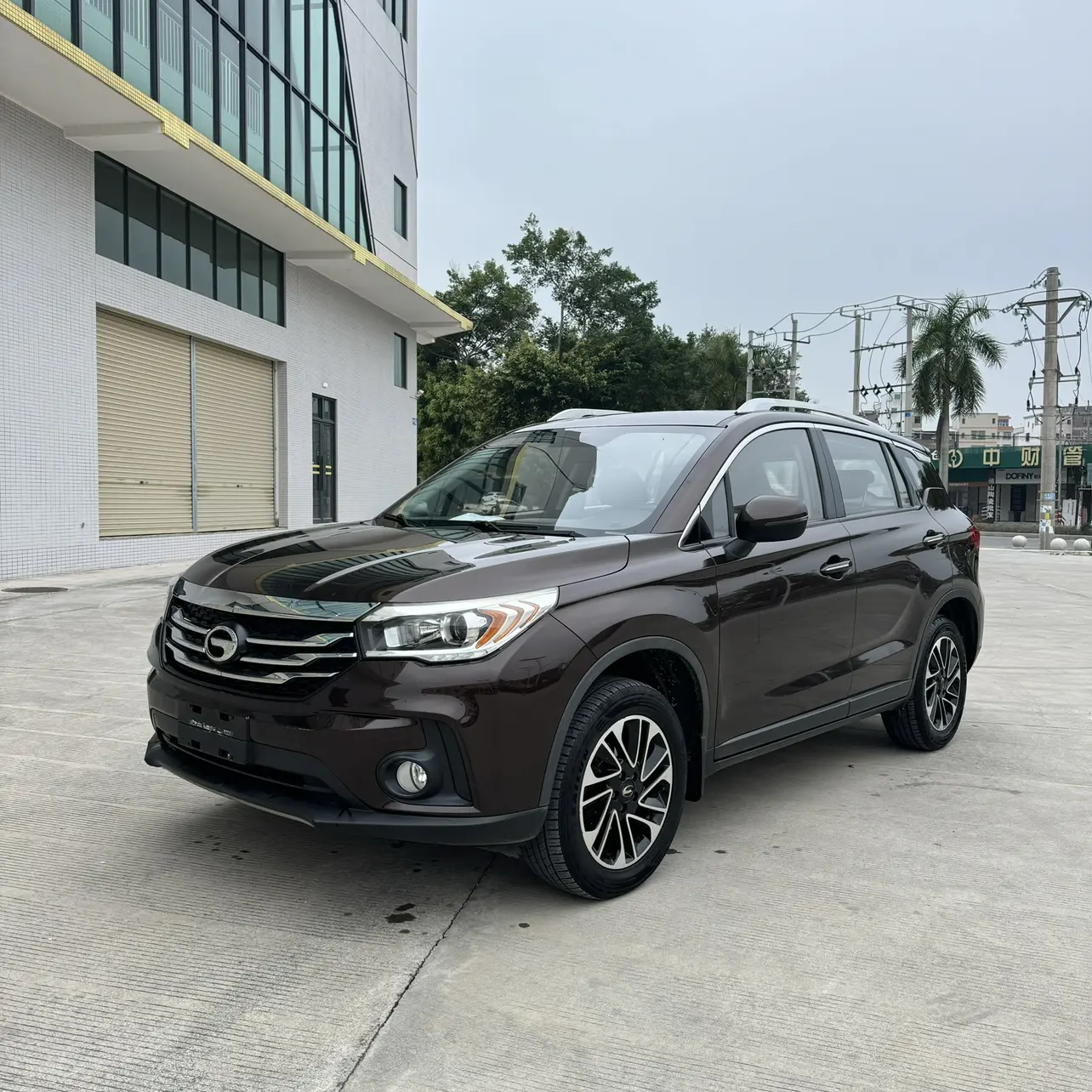 GAC Trumpchi GS4  из Китая