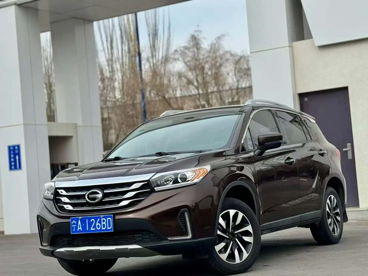 GAC Trumpchi GS4  из Китая