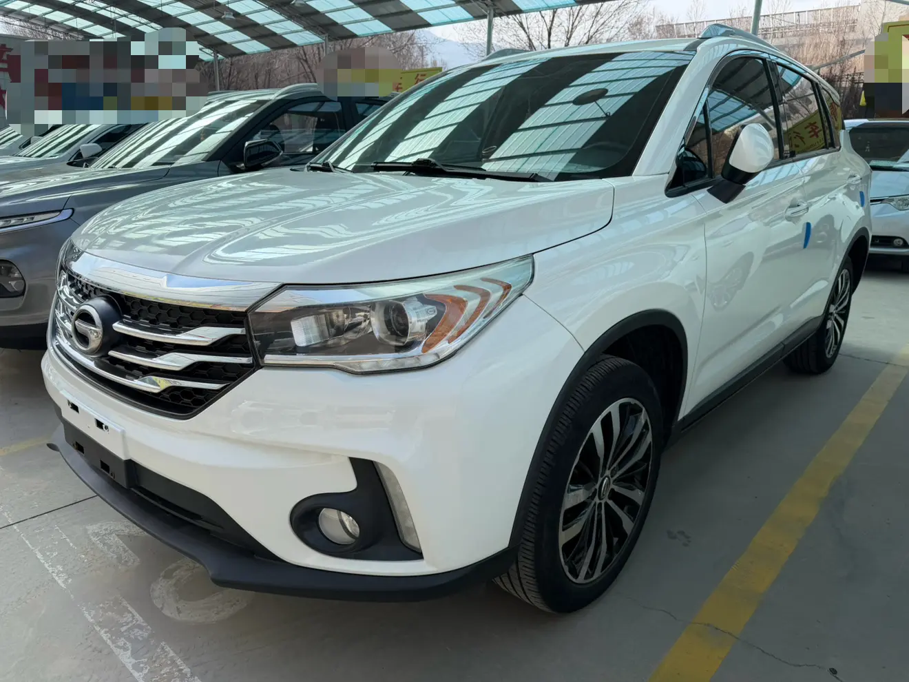 GAC Trumpchi GS4  из Китая