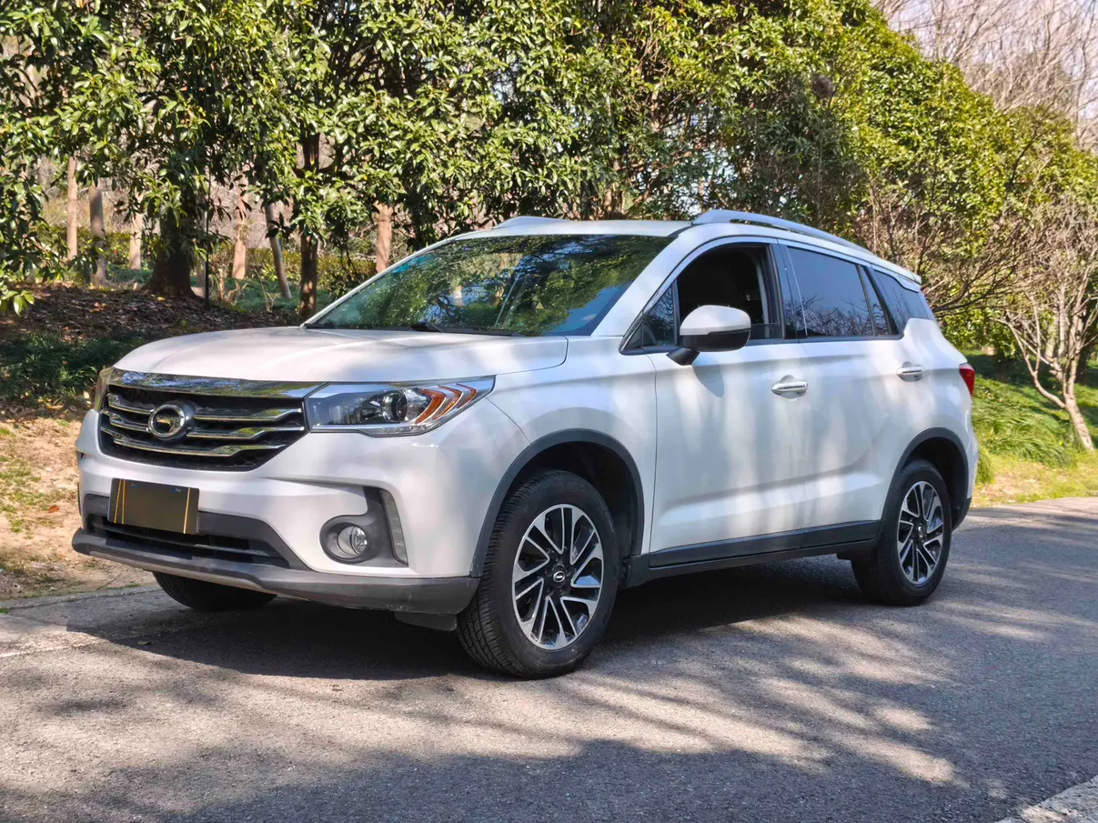 GAC Trumpchi GS4  из Китая