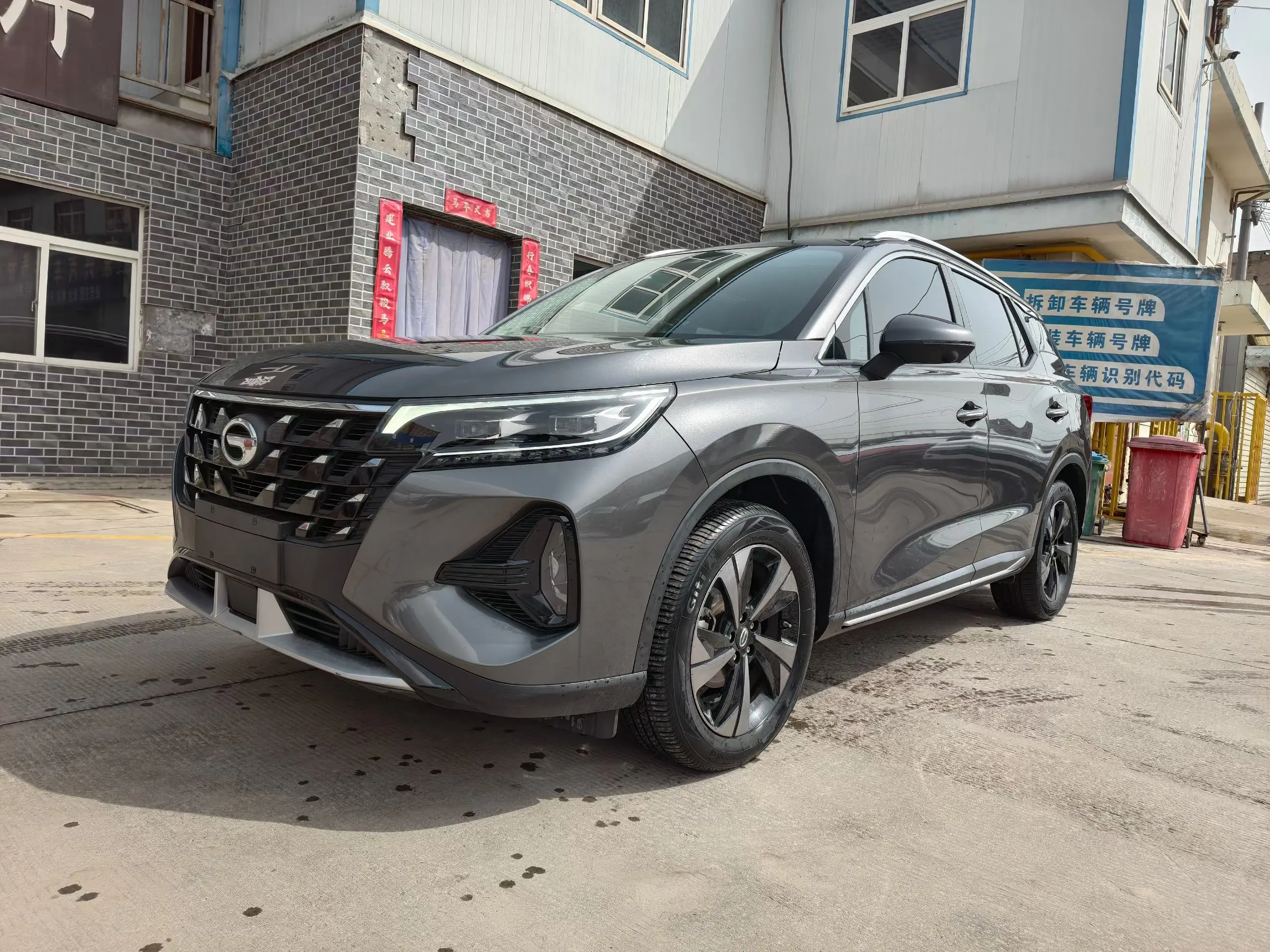 GAC Trumpchi GS4  из Китая