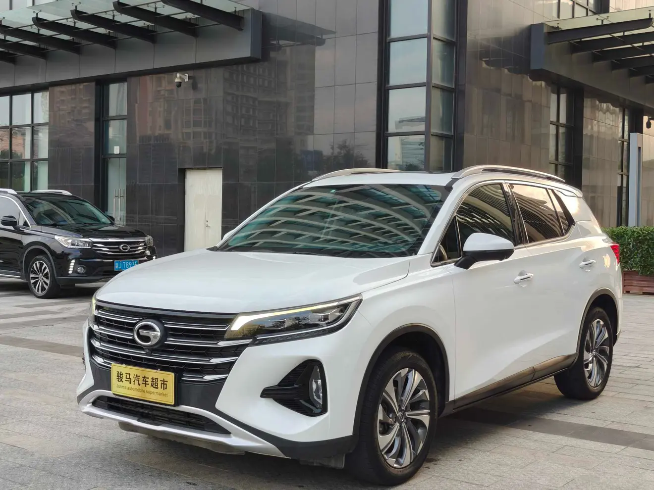 GAC Trumpchi GS4  из Китая