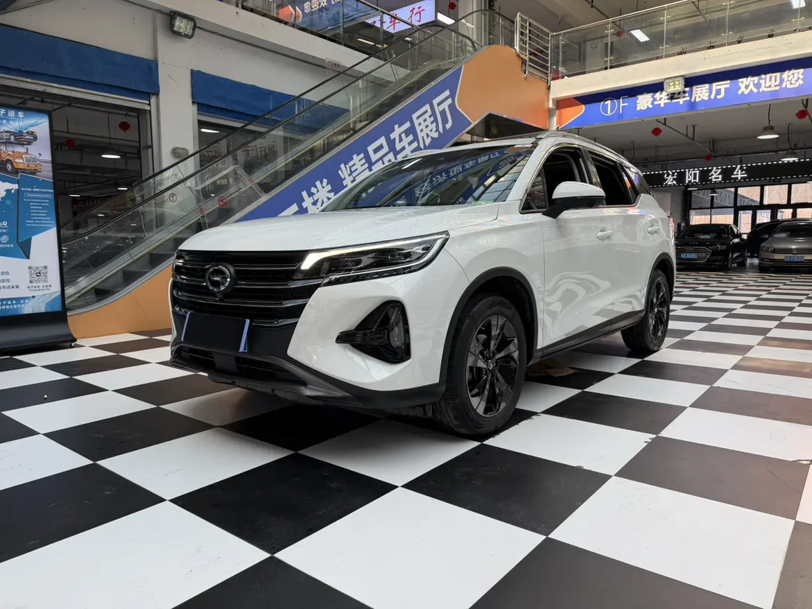 GAC Trumpchi GS4  из Китая