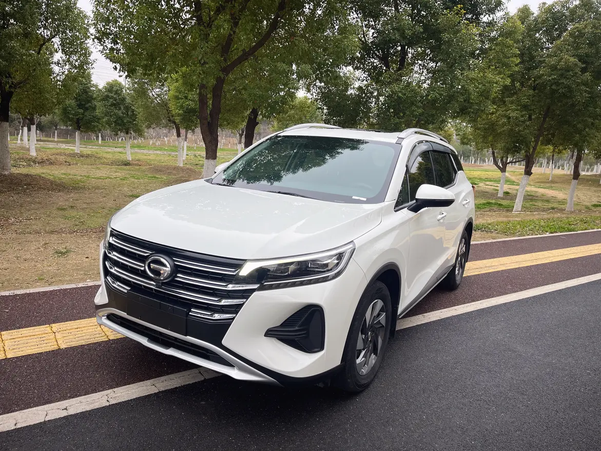GAC Trumpchi GS4  из Китая